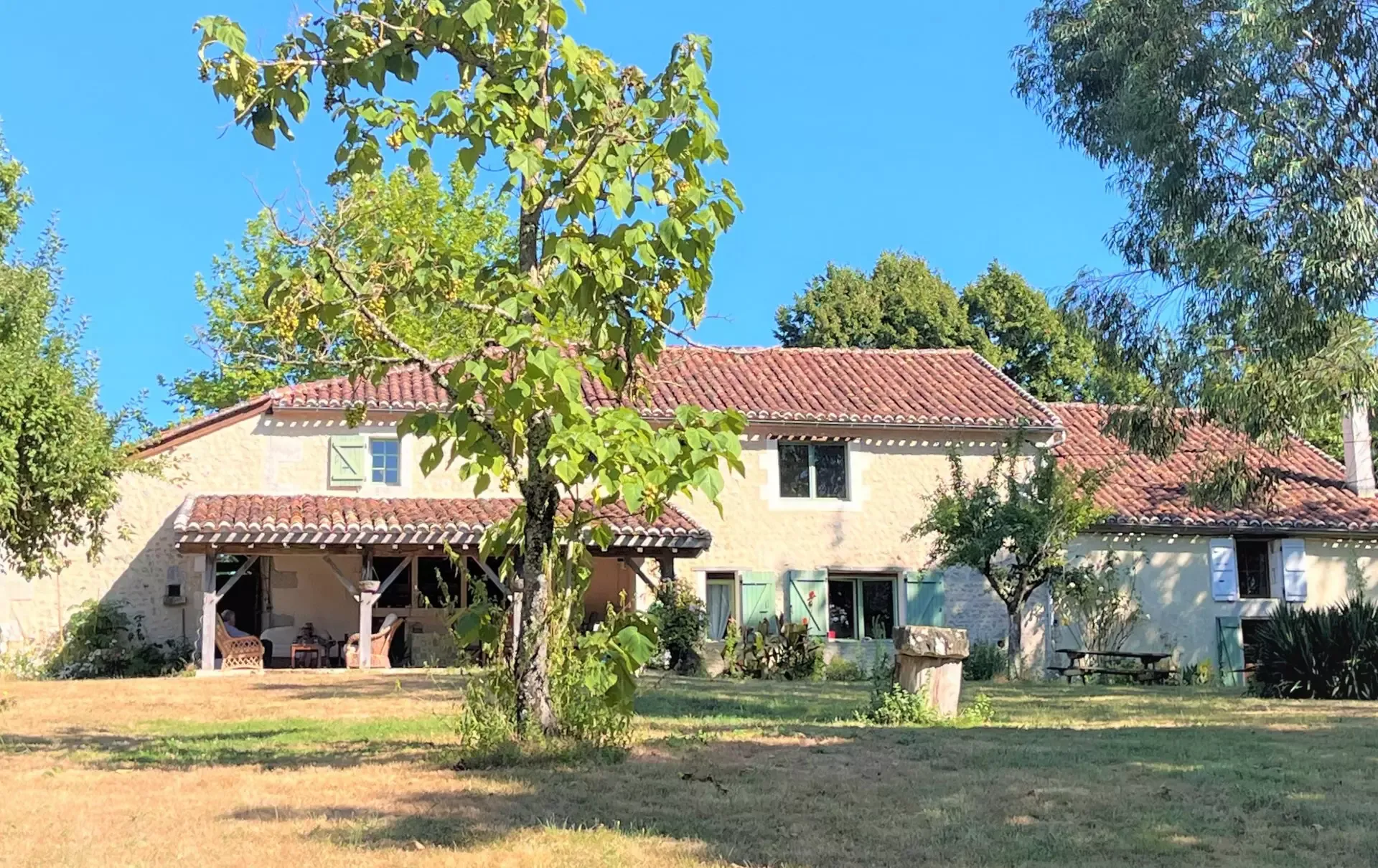 Casa nel Angouleme, Nouvelle-Aquitaine 10928575