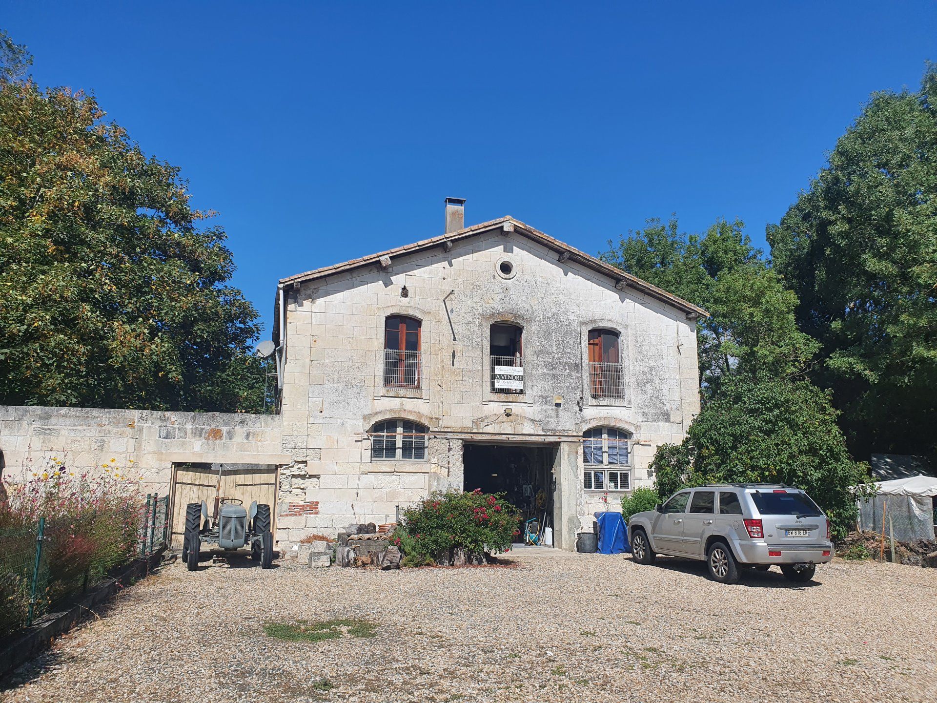 σπίτι σε Saint-Fort-sur-Gironde, Nouvelle-Aquitaine 10928583