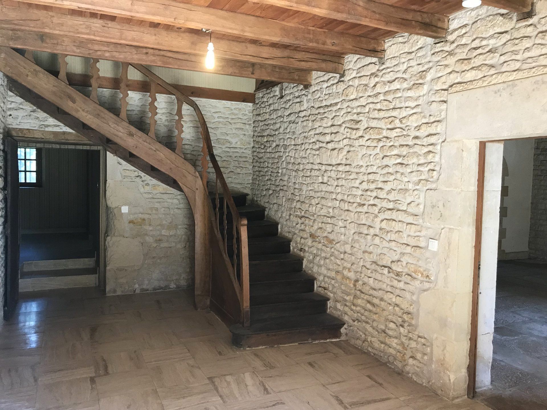 casa no Ruffec, Nouvelle-Aquitaine 10928604