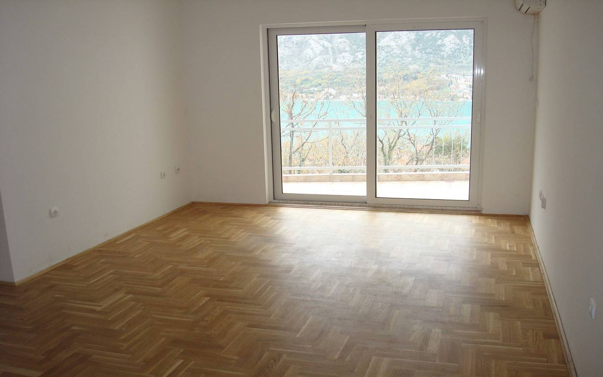 Кондоминиум в Nikolici, Tivat 10928674