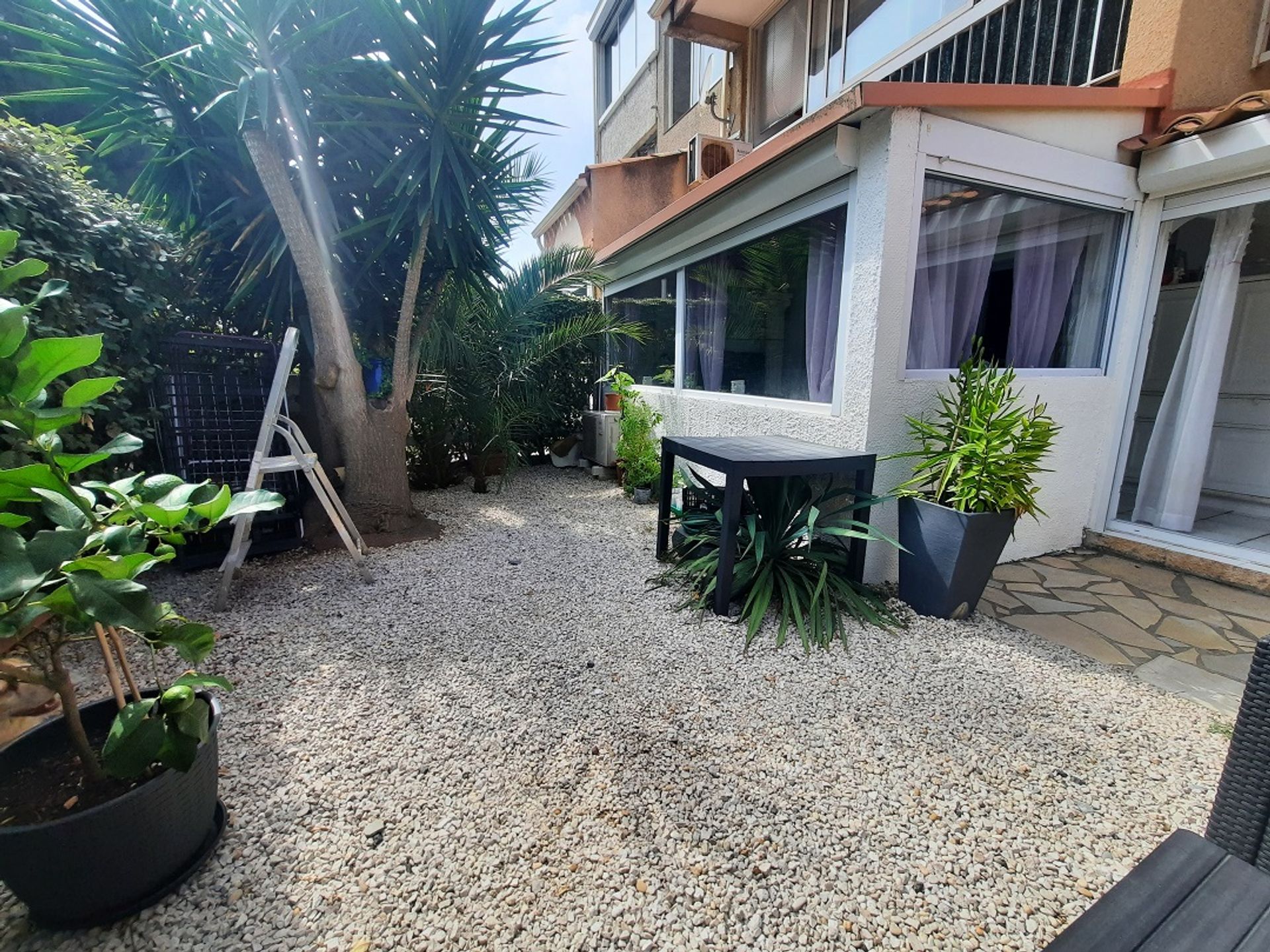 Condominio en Agdé, Occitania 10928779