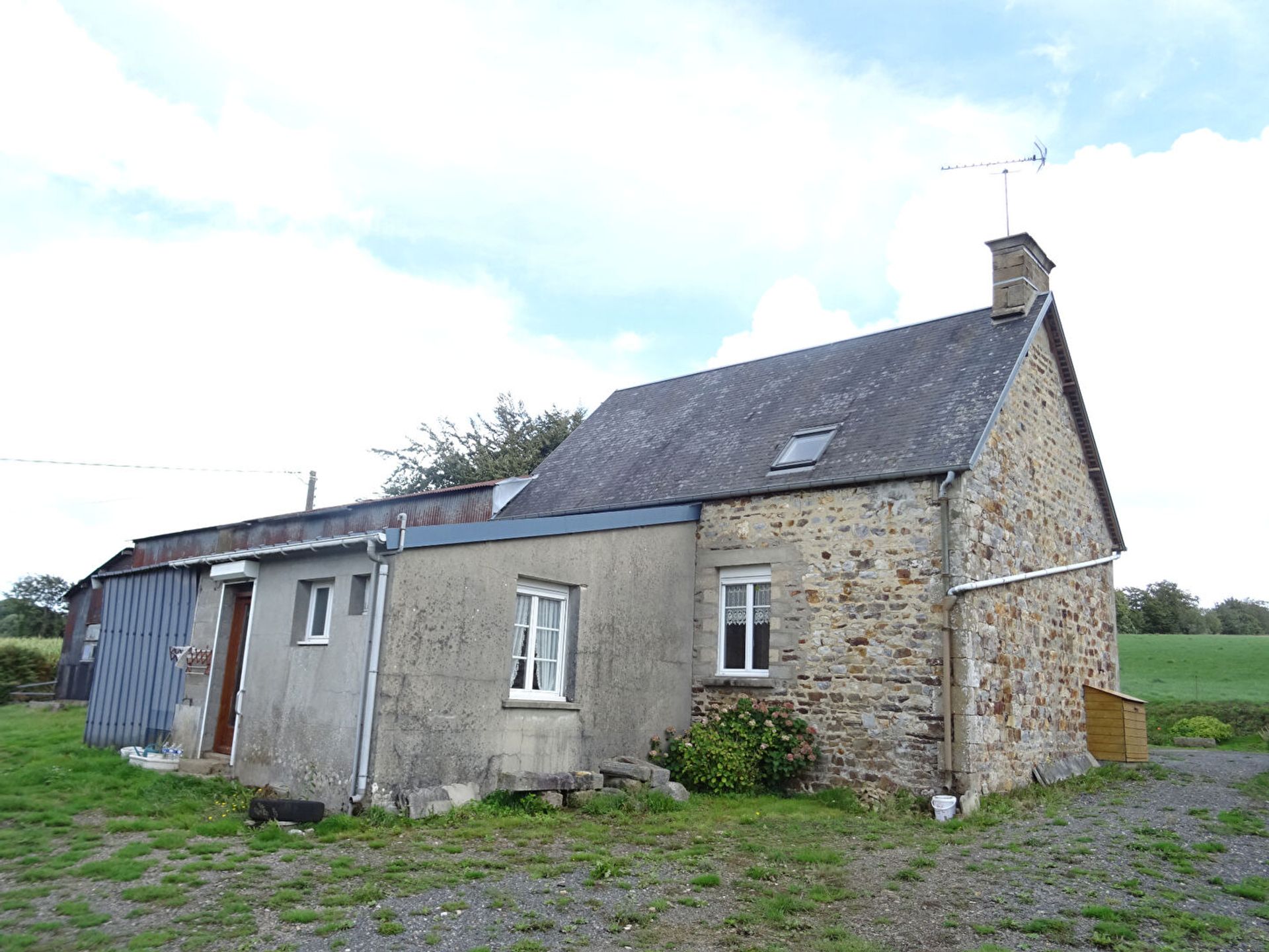 rumah dalam Saint-Clement, Normandie 10928887