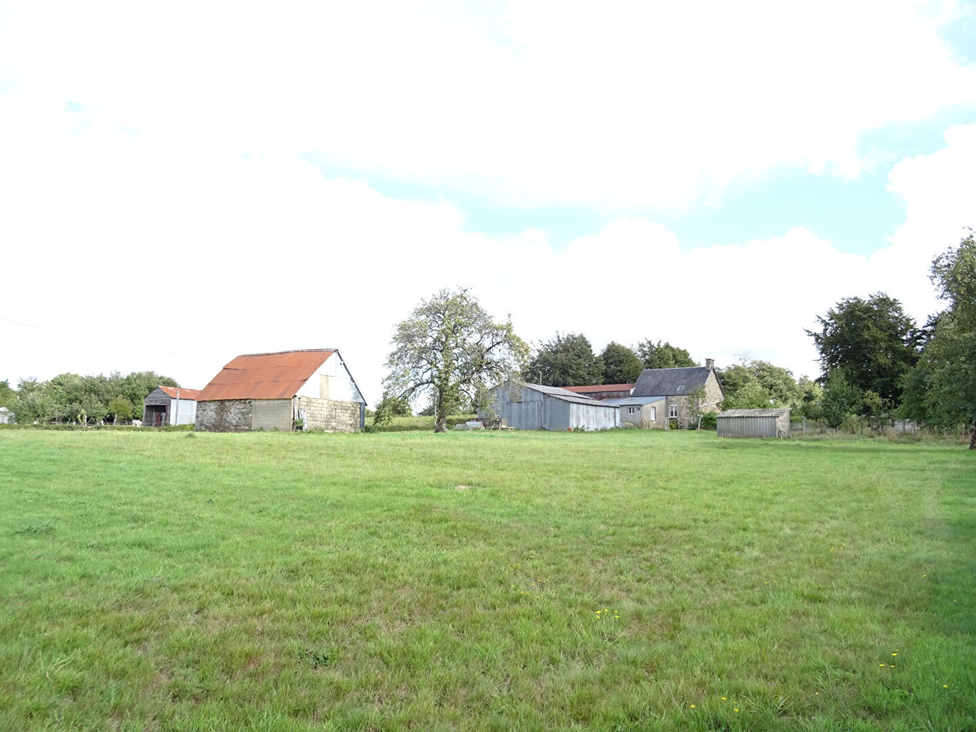 Dom w Saint-Clément-Rancoudray, Normandy 10928887