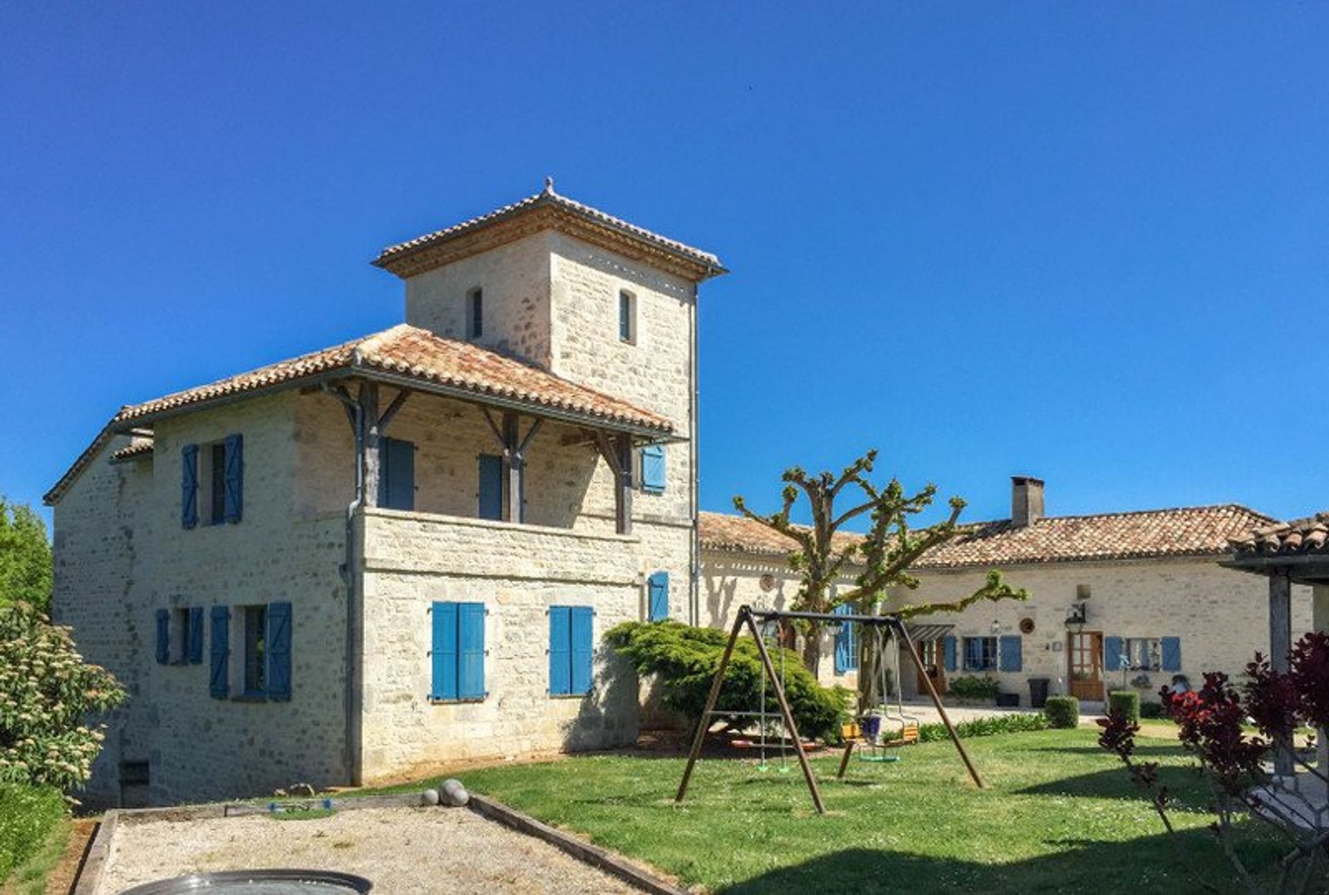 rumah dalam Saint-Daunes, Occitanie 10929737