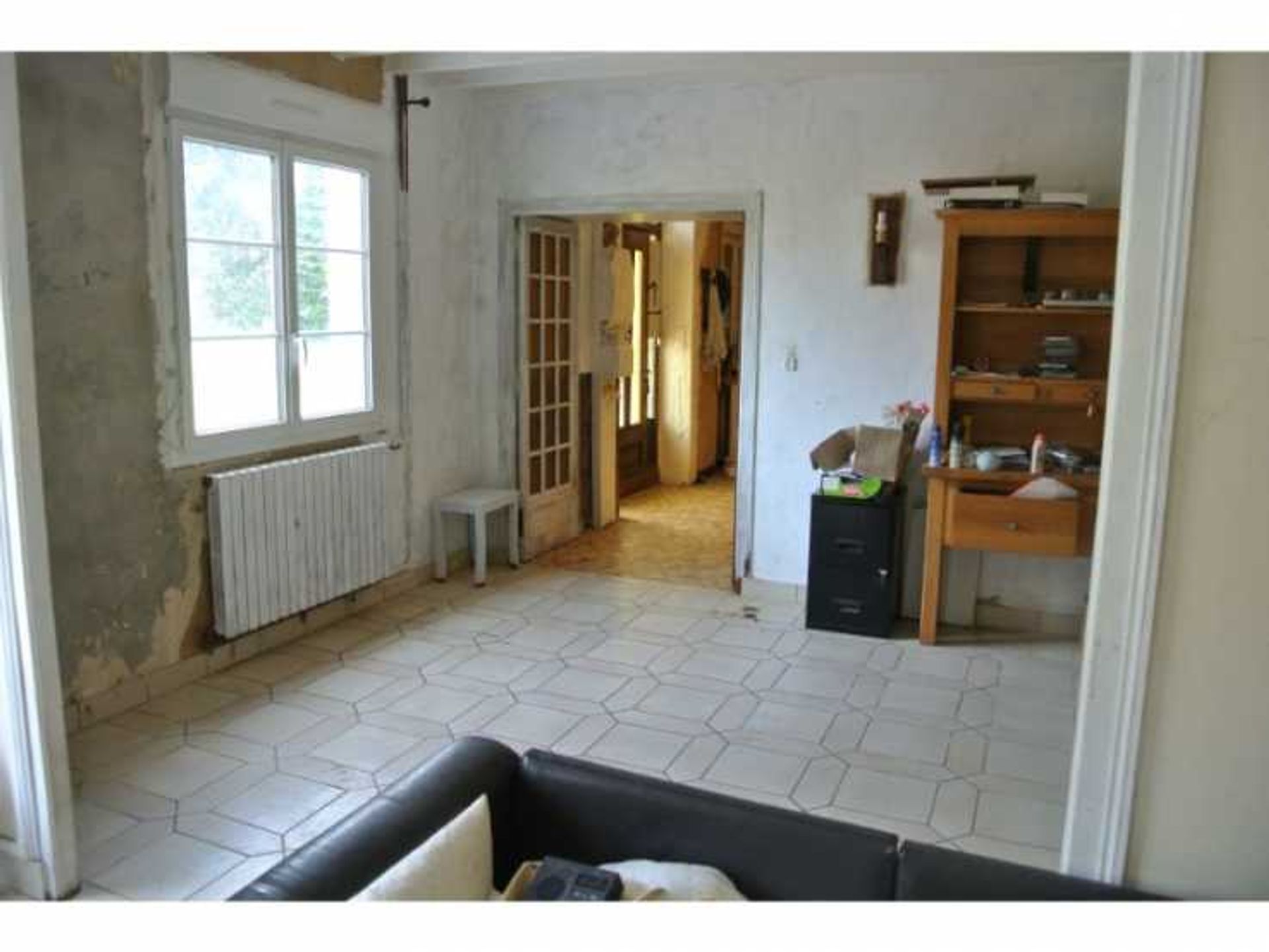 بيت في Couesmes, Pays de la Loire 10930054