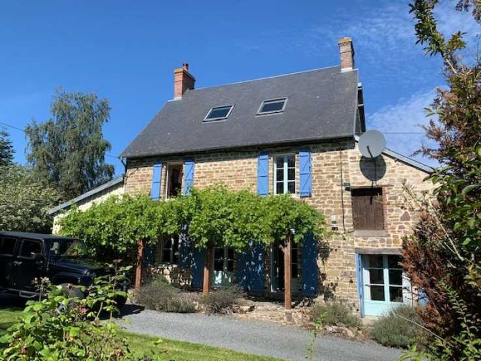 Haus im Saint-Martin-des-Besaces, Normandie 10930063