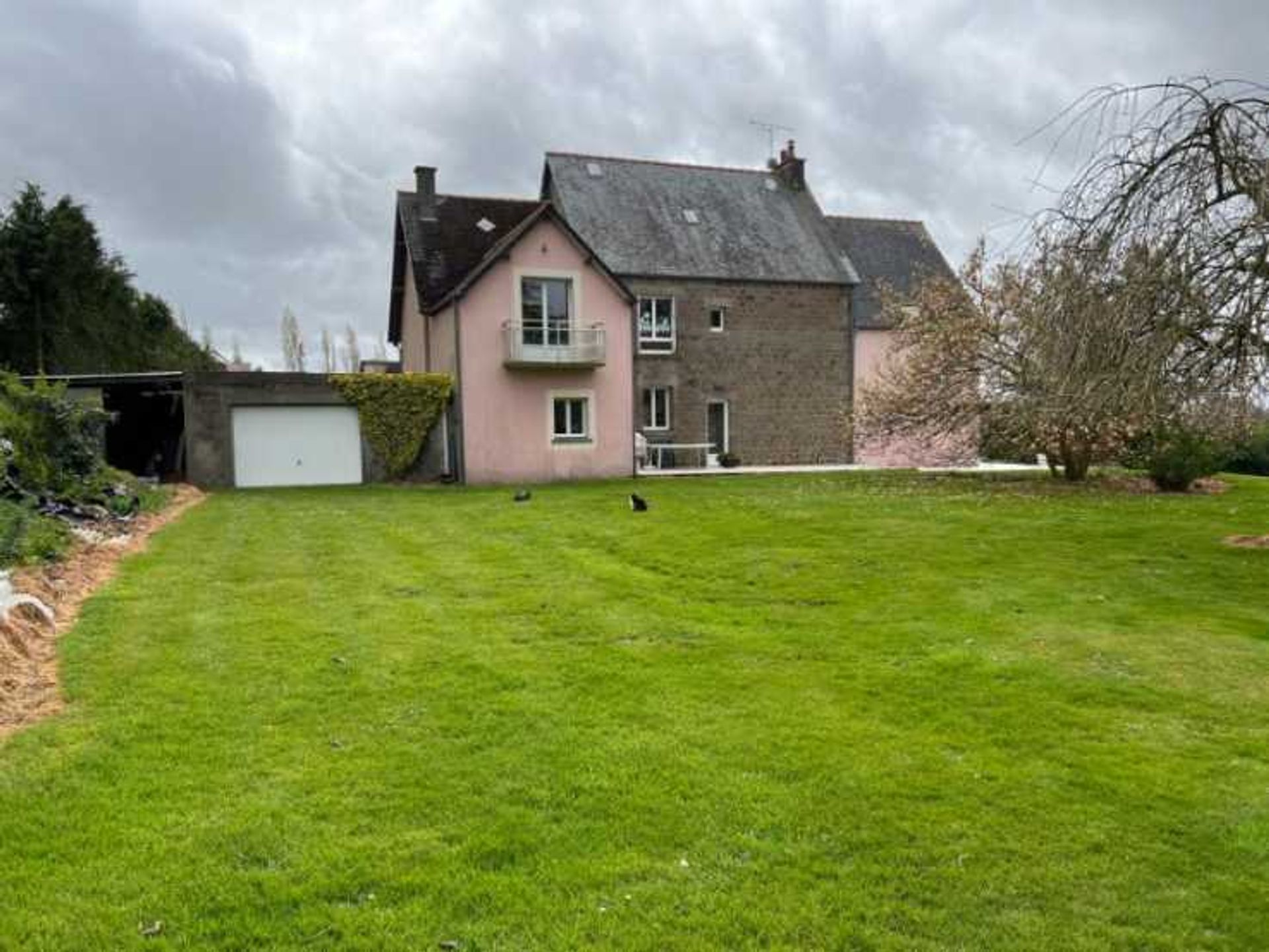 casa en Vengeons, Normandie 10930086