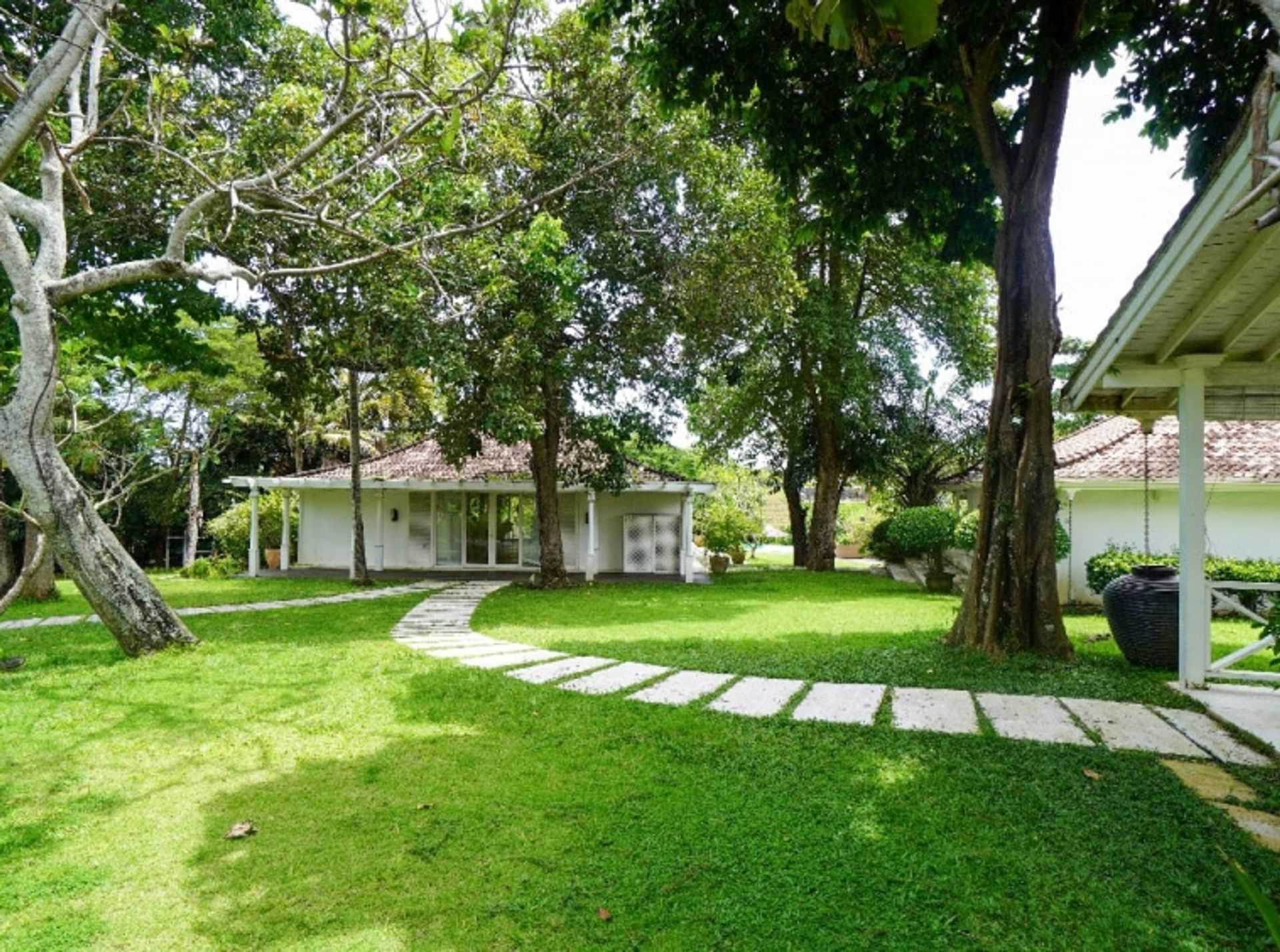 Rumah di Umalas Kangin, Bali 10930624