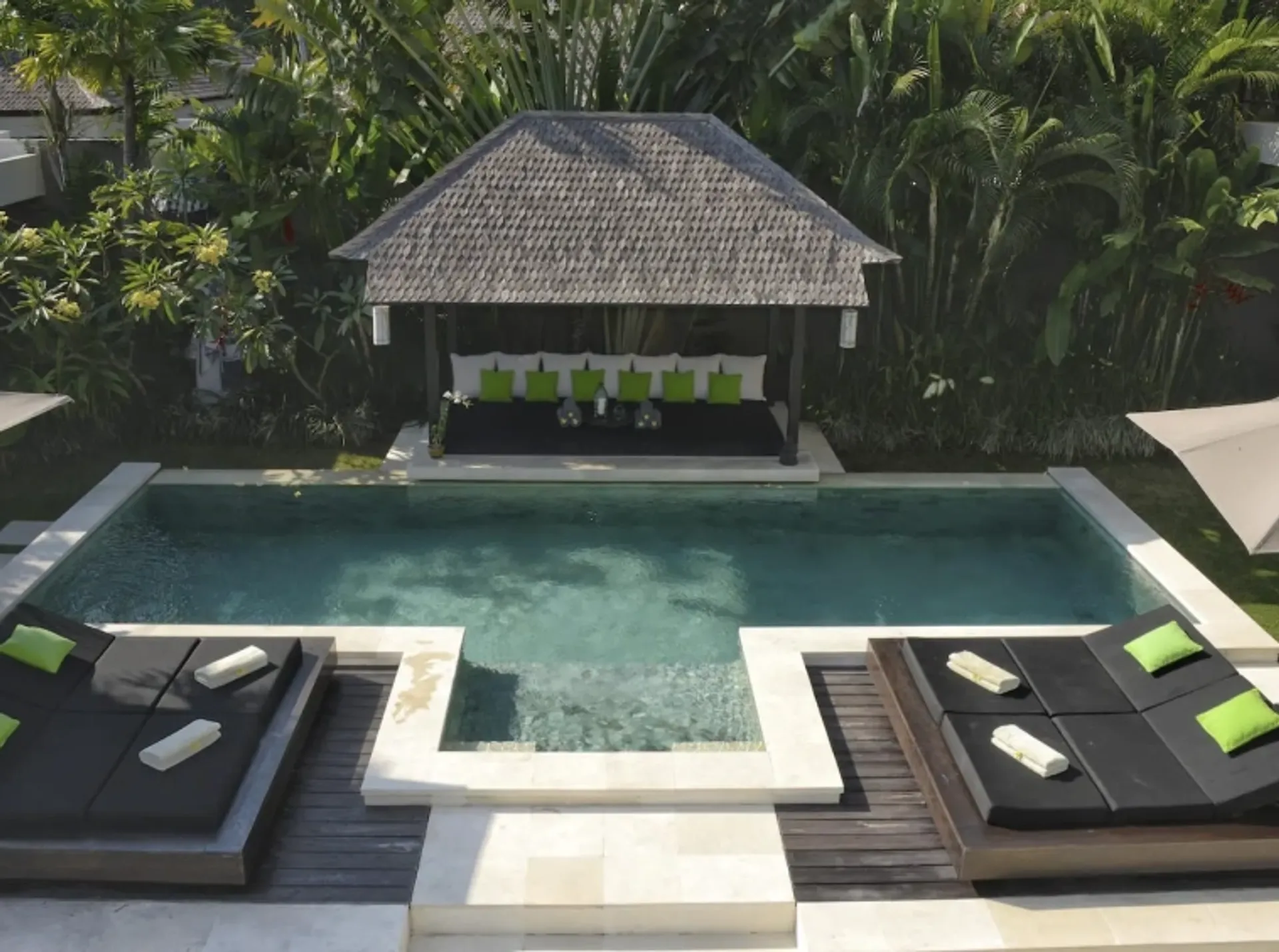 Rumah di Pelambengan, Bali 10930660