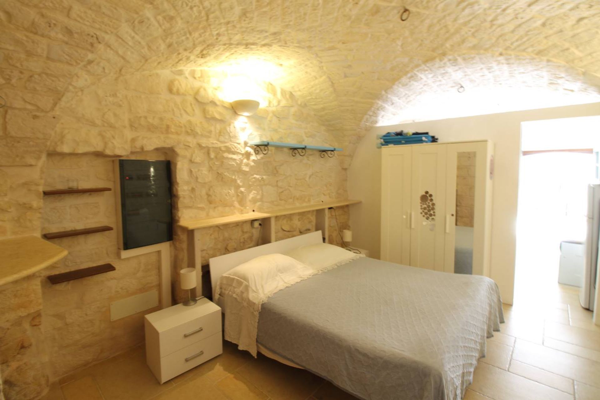 عمارات في Cisternino, Puglia 10930733