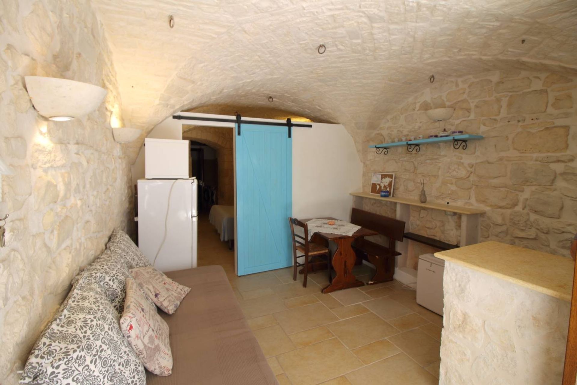 عمارات في Cisternino, Puglia 10930733