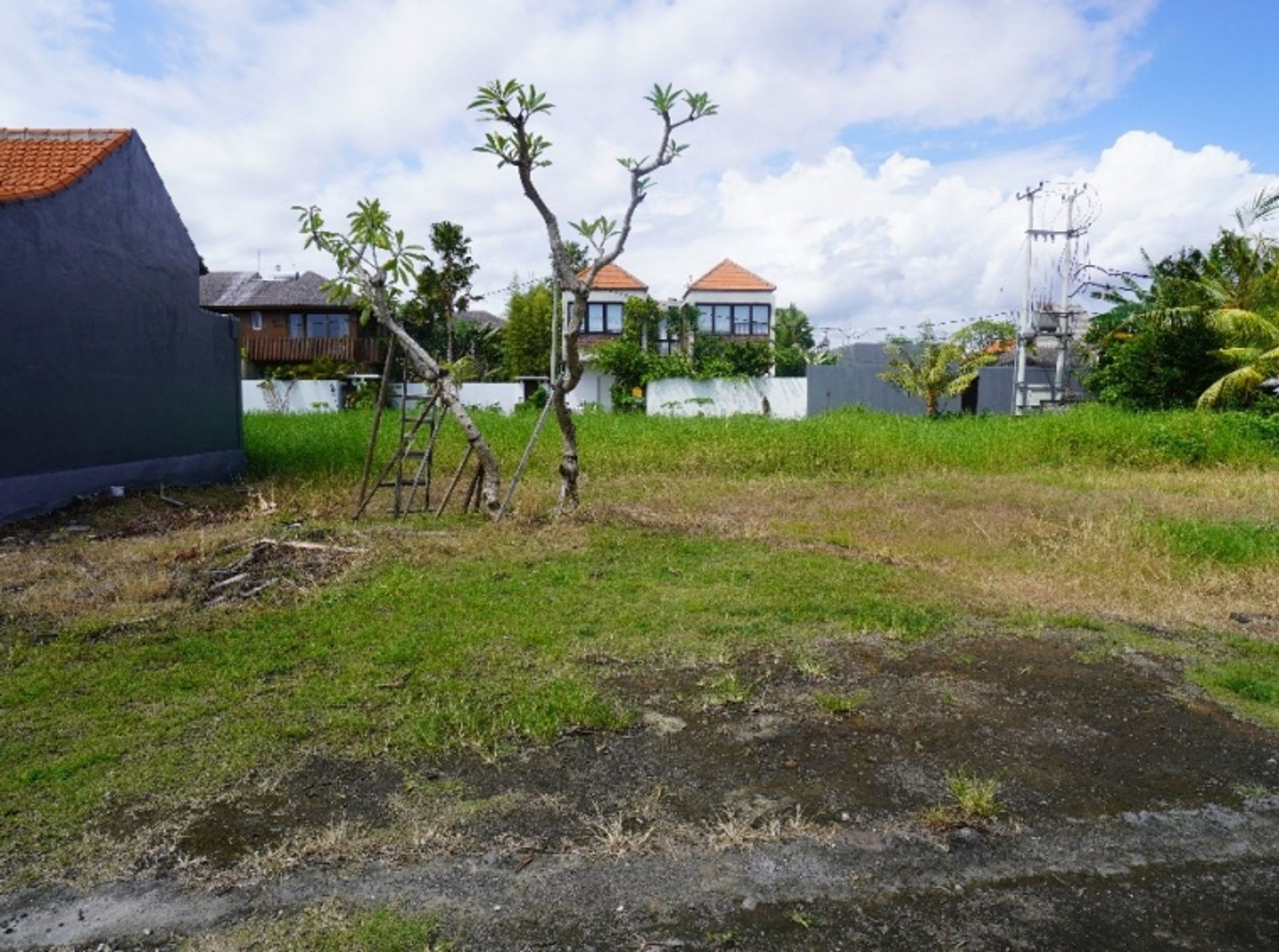 Maa sisään Padanglinjong, Bali 10930766