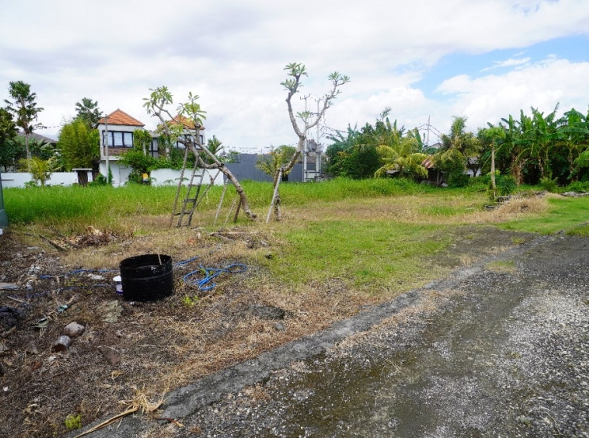 Tanah di Padanglinjong, Bali 10930766