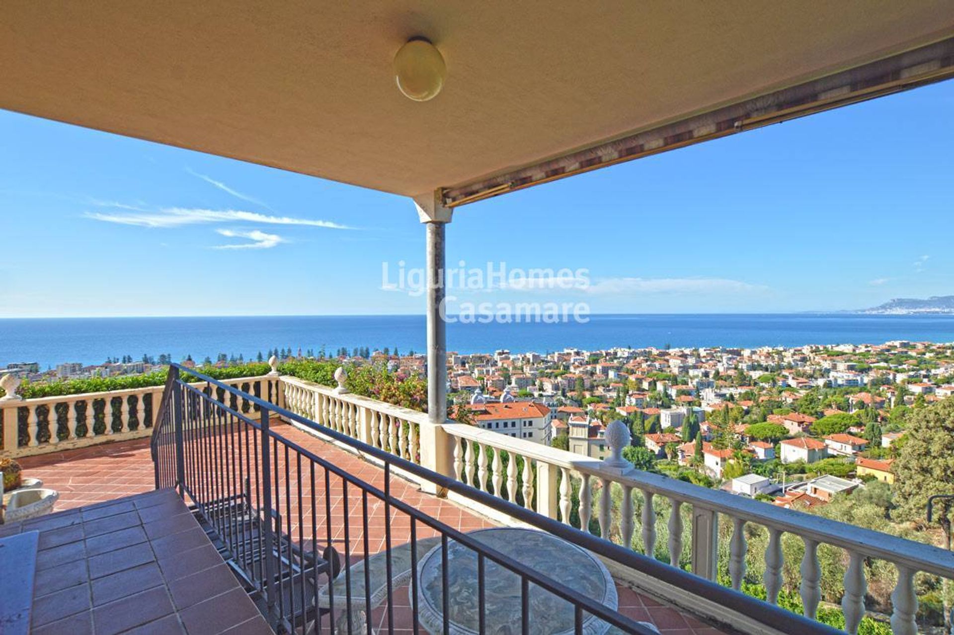 Condominium dans Bordighera, Liguria 10930768