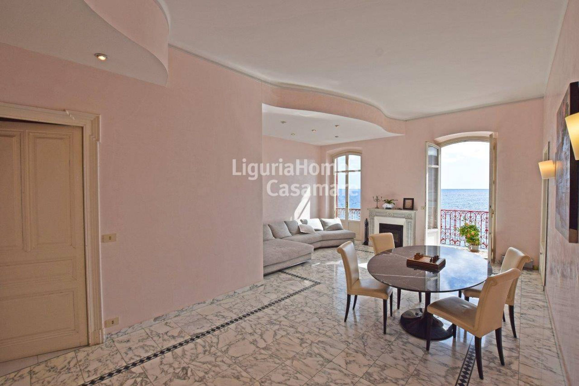 Condominio nel Ospedaletti, Liguria 10930780