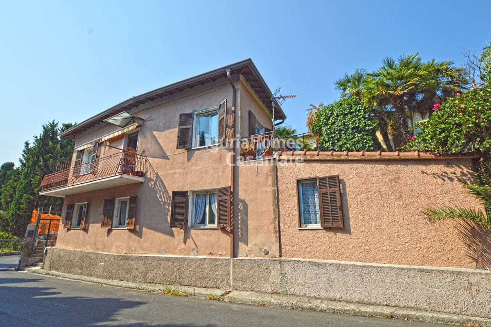 Rumah di Bordighera, Liguria 10930798