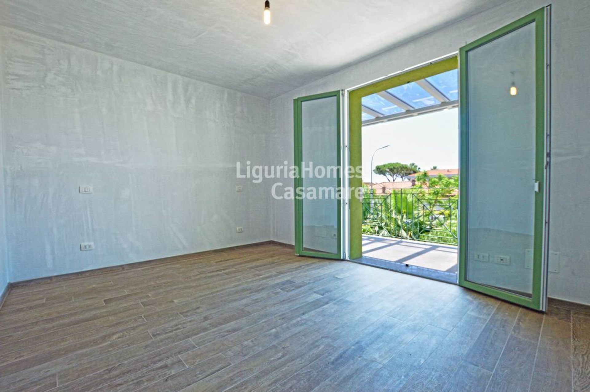 Condominium in Bordighera, Liguria 10930831