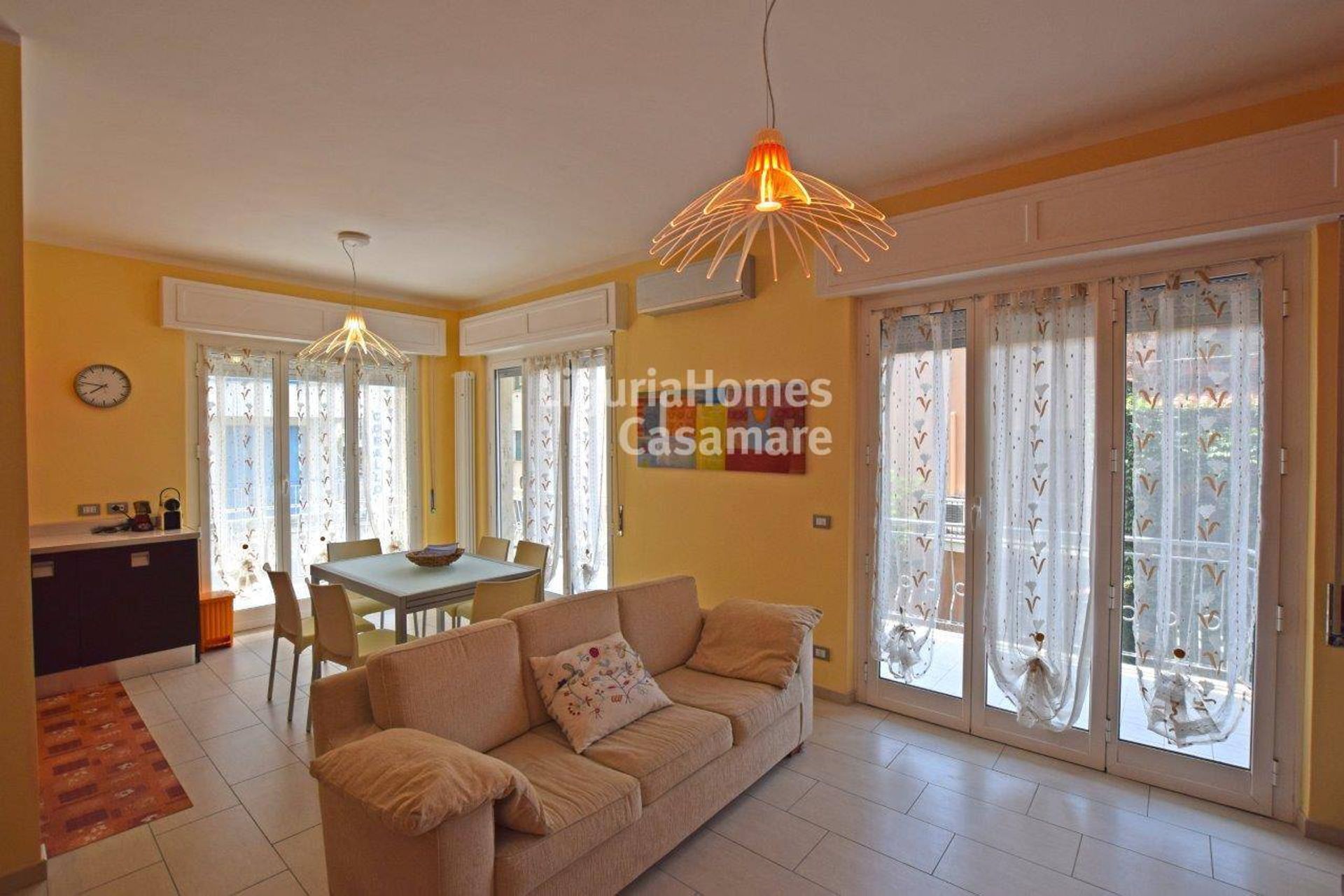 Condominium dans Ospedaletti, Liguria 10930851