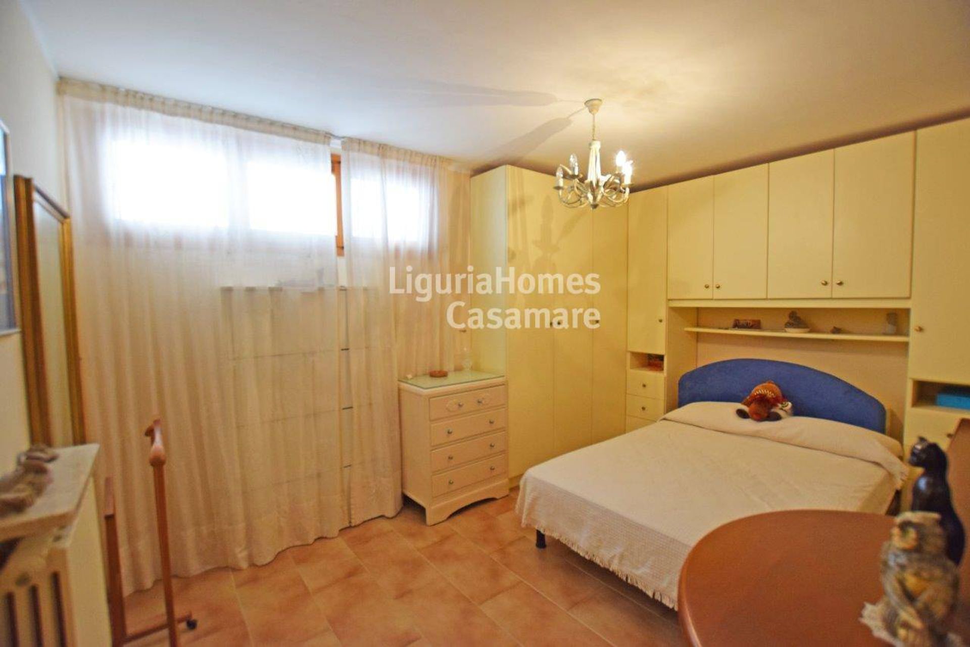 Kondominium dalam Ospedaletti, Liguria 10930882