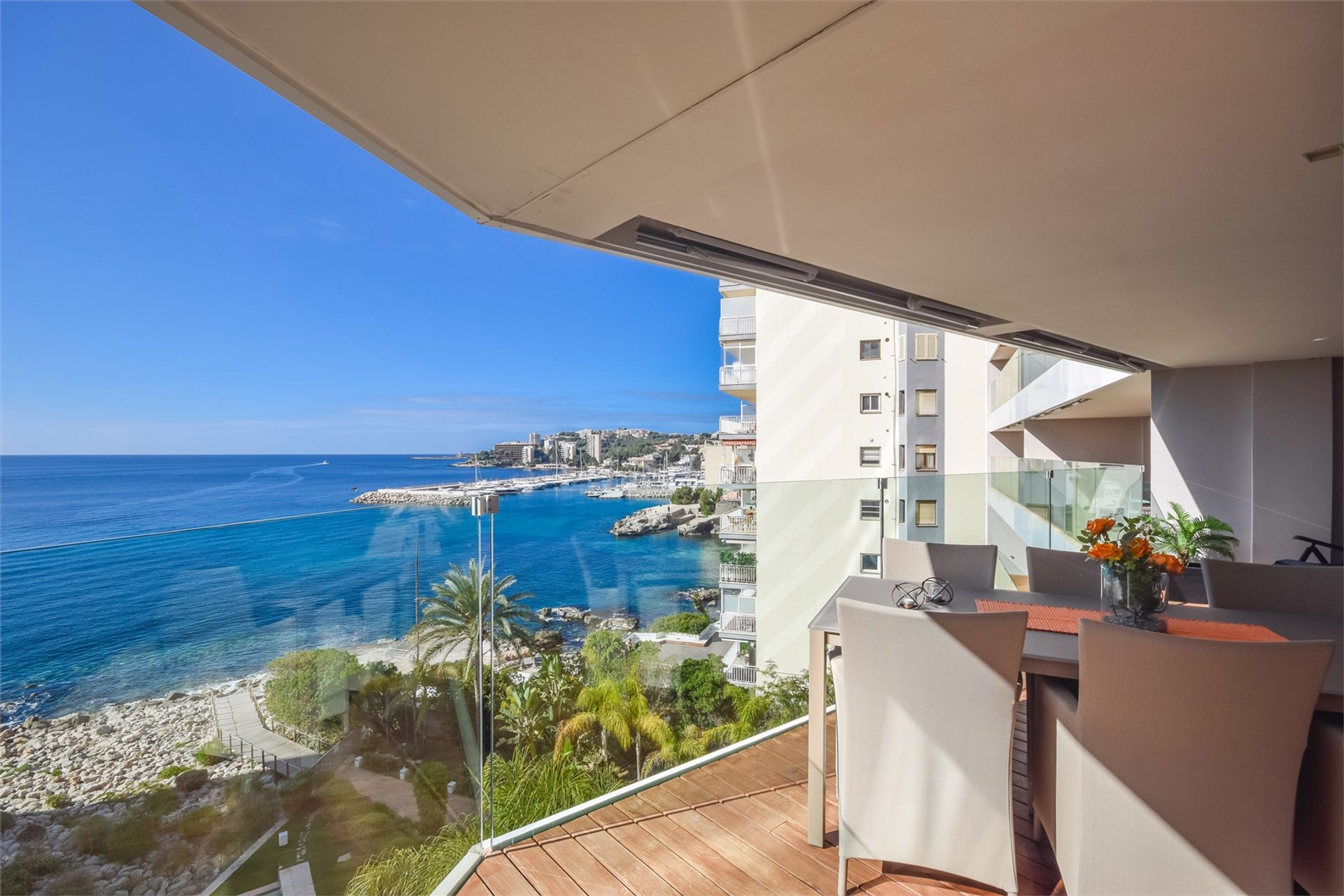 Condominium in Palma, Balearic Islands 10930920