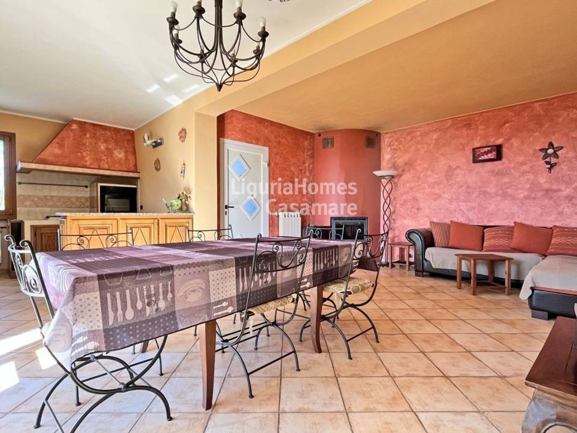 Condominium in Imperia, Liguria 10930922