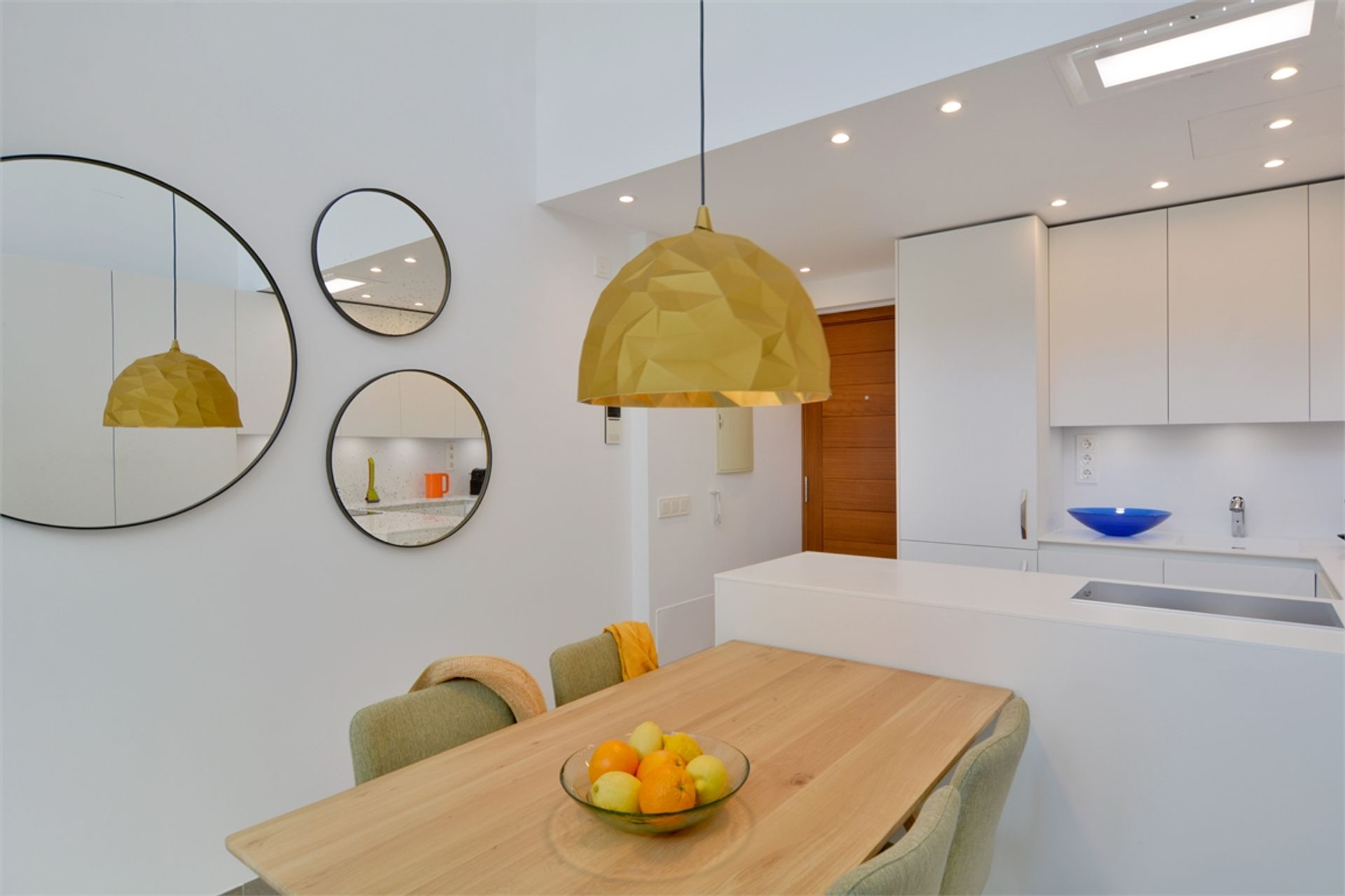 Condominium in Palma, Balearic Islands 10930928