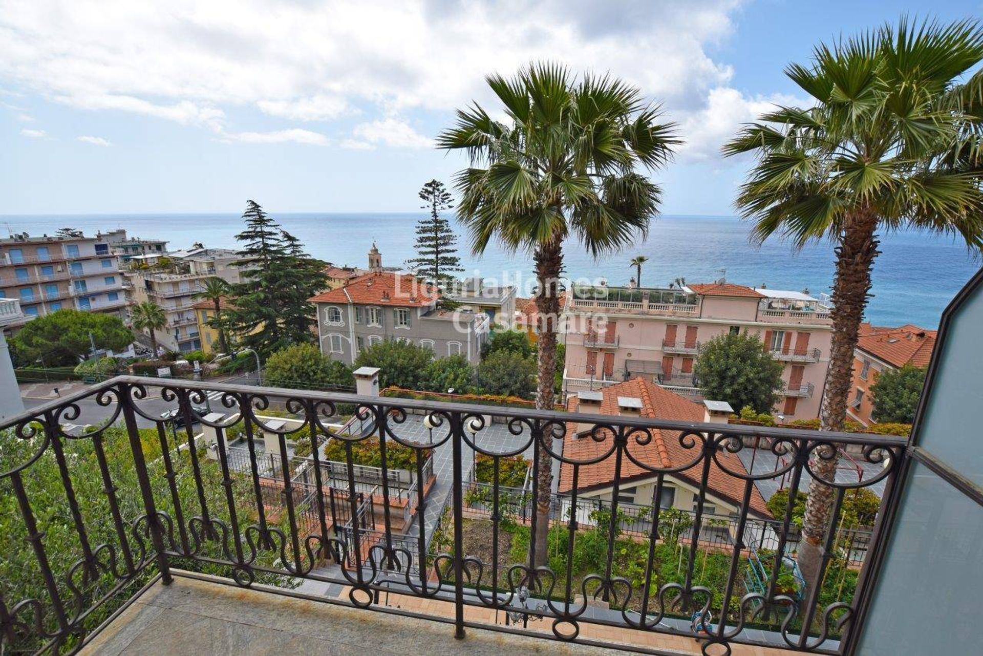 Condominio nel Ospedaletti, Liguria 10930941