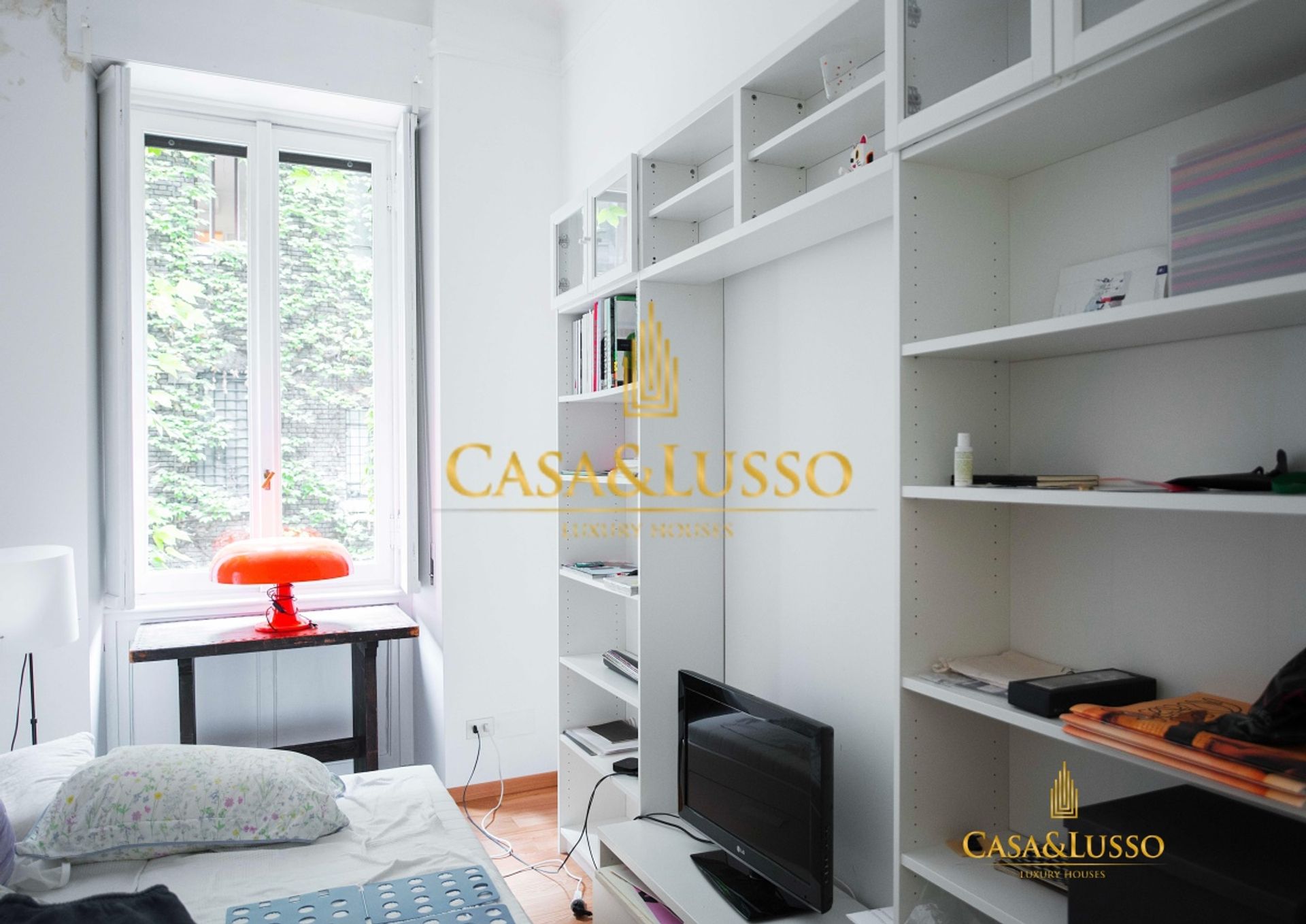 Condominium in Milano, Lombardia 10930965