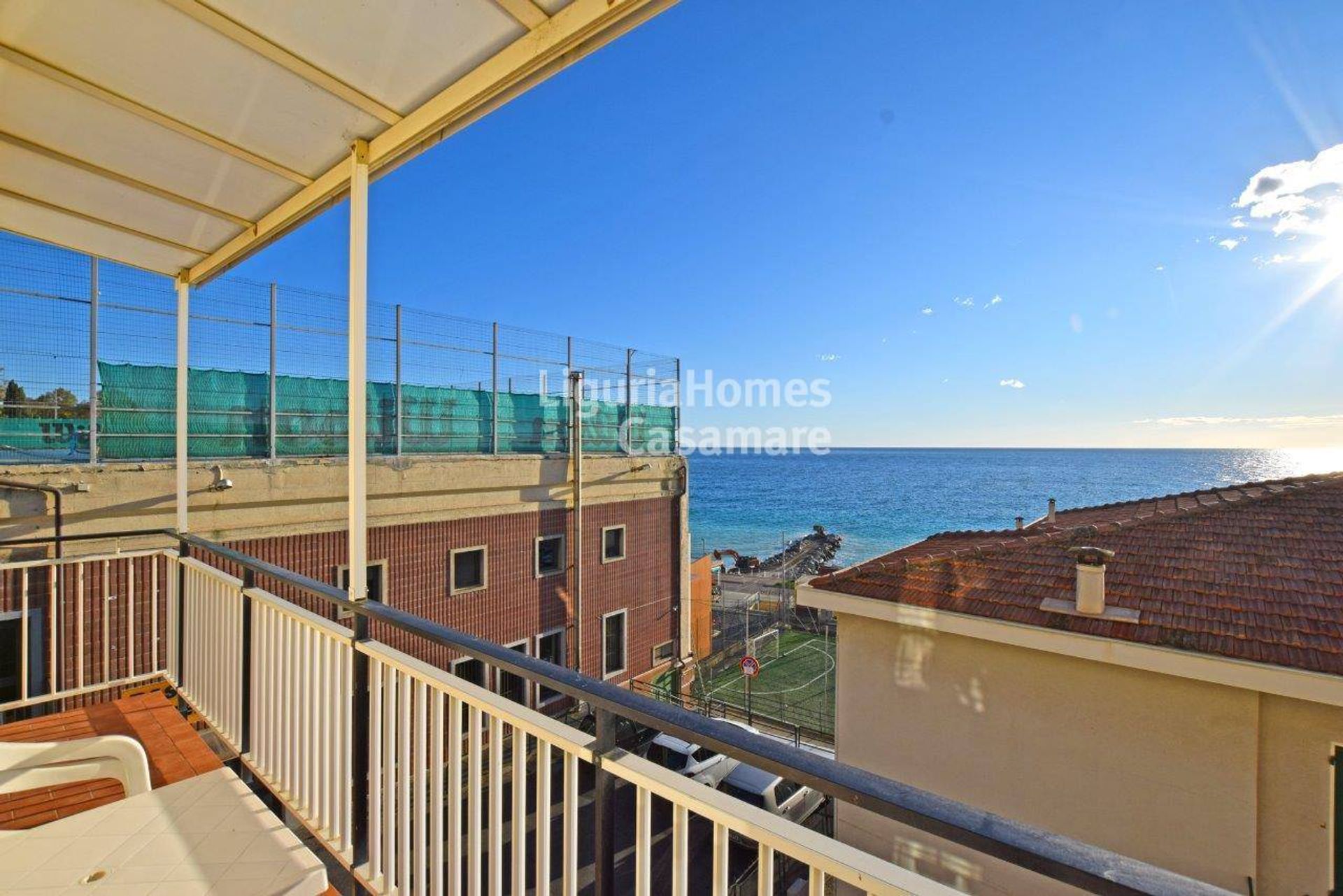 Condominium dans Ospedaletti, Liguria 10930967