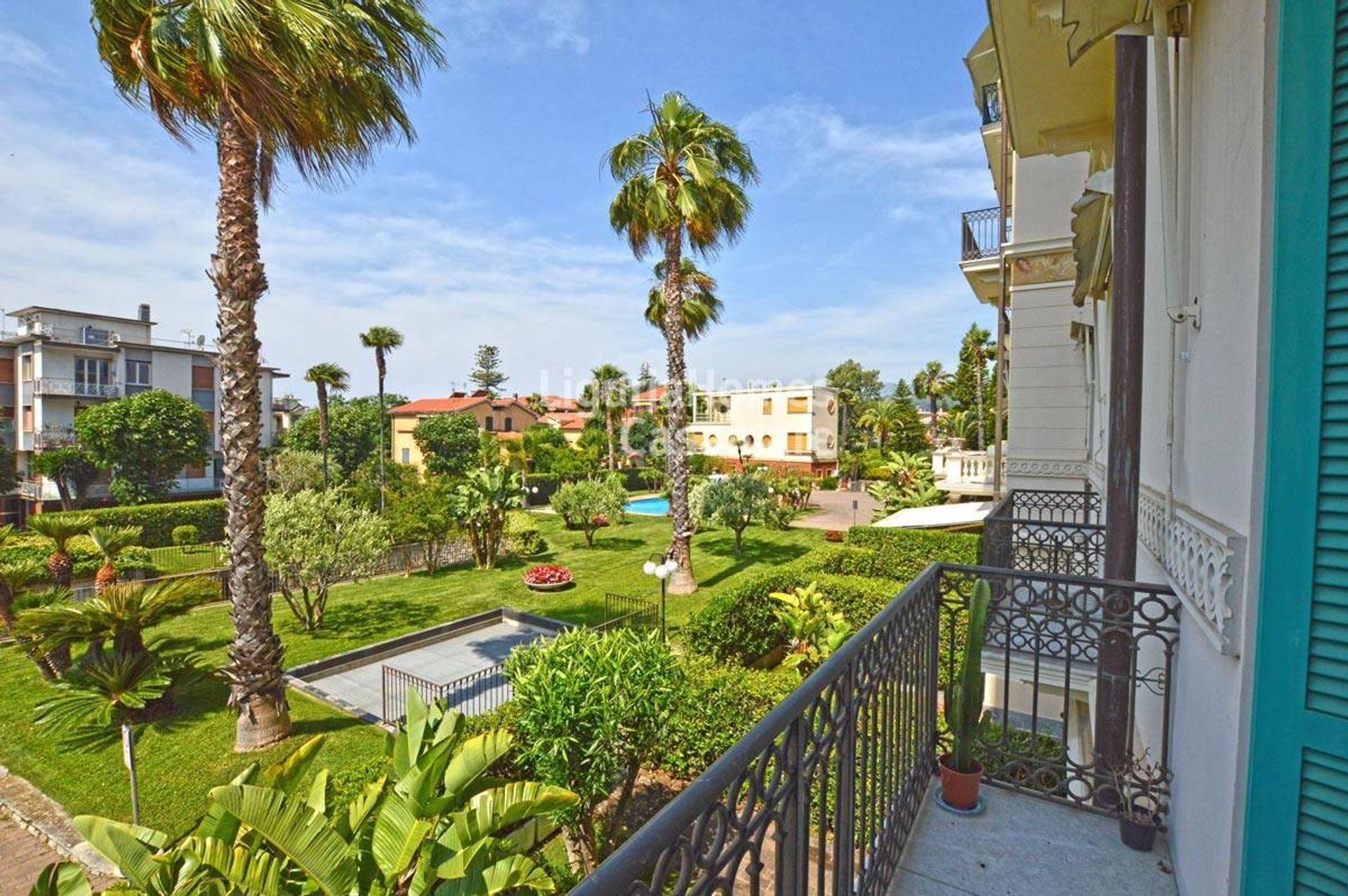 Кондоминиум в Bordighera, Liguria 10930998