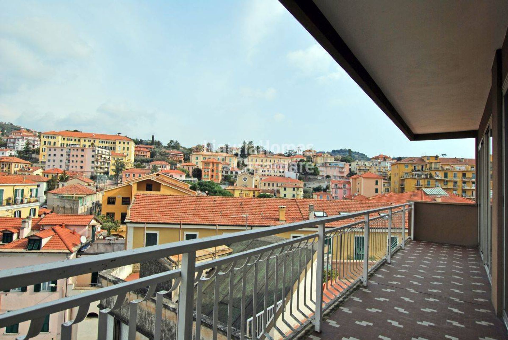 Condominium in Imperia, Liguria 10931015