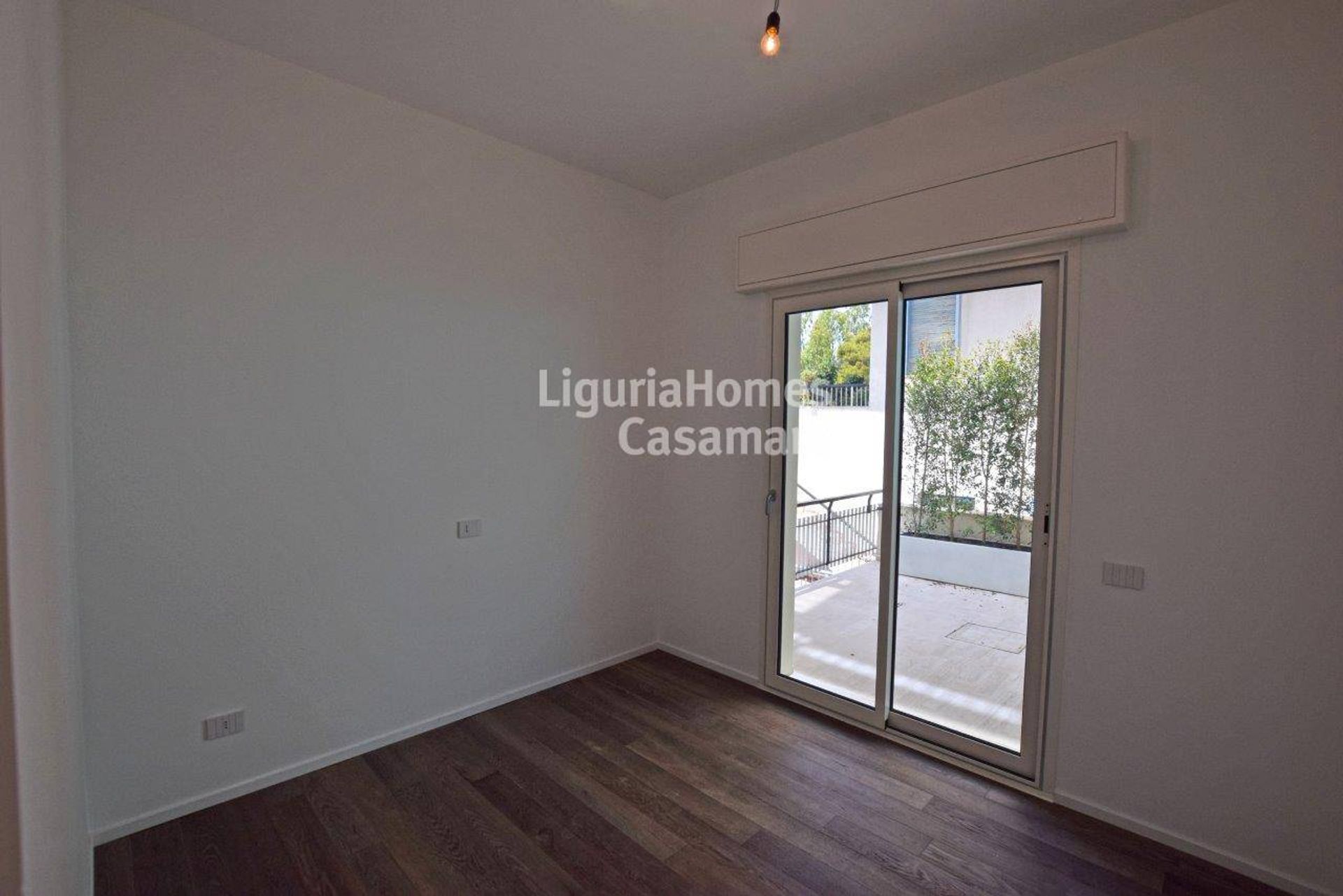 Condominio nel Ospedaletti, Liguria 10931074