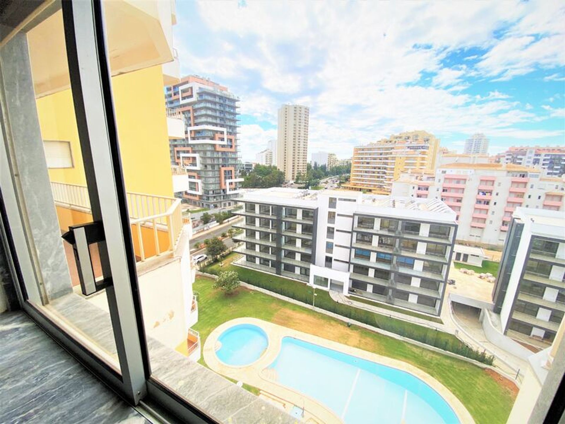 Condominium in Portimão, Faro 10931106