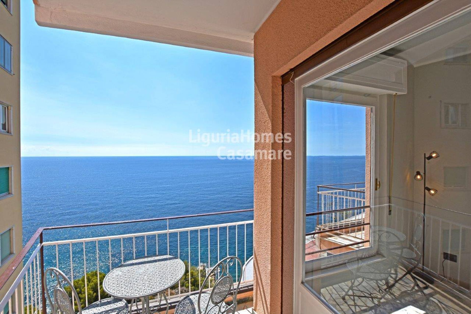 Condominio nel Ospedaletti, Liguria 10931107