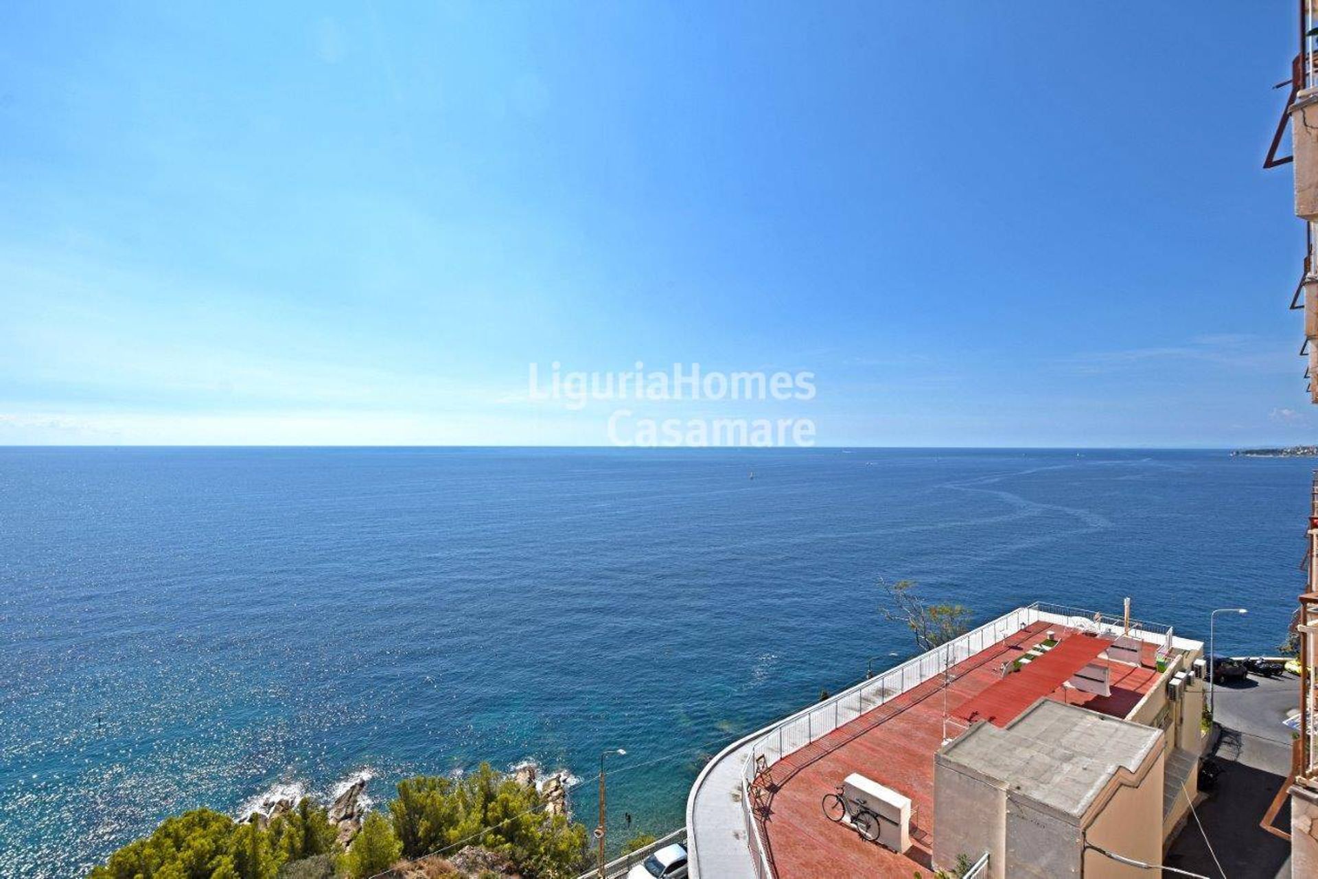 Condominio nel Ospedaletti, Liguria 10931107