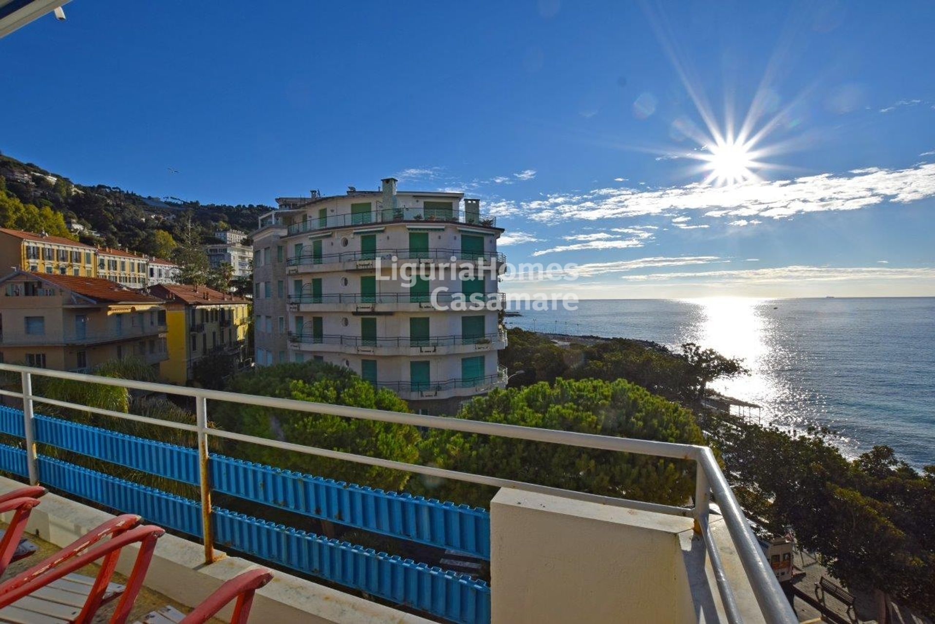 Condominium dans Ospedaletti, Ligurie 10931114