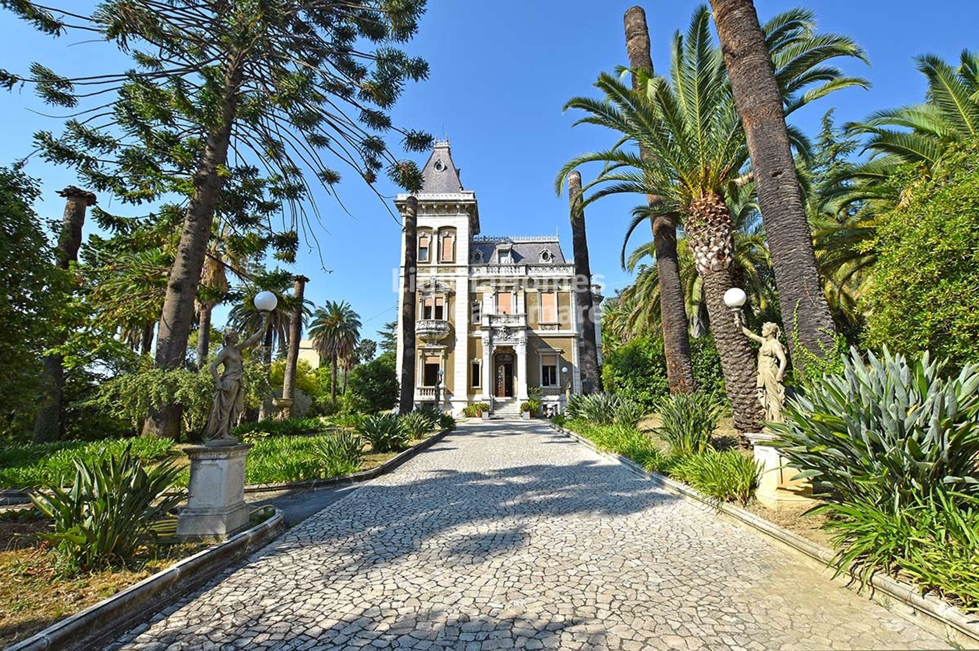 casa en San Remo, Liguria 10931137