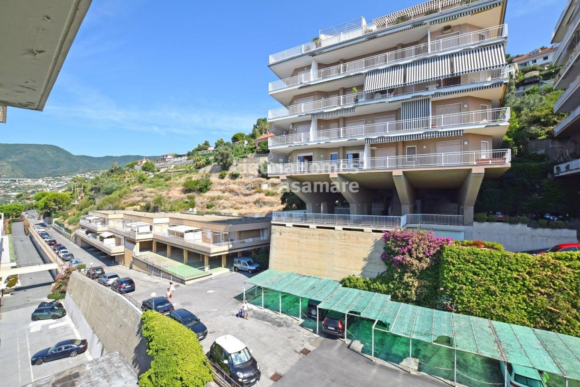 Condominio en Ospedaletti, Liguria 10931146