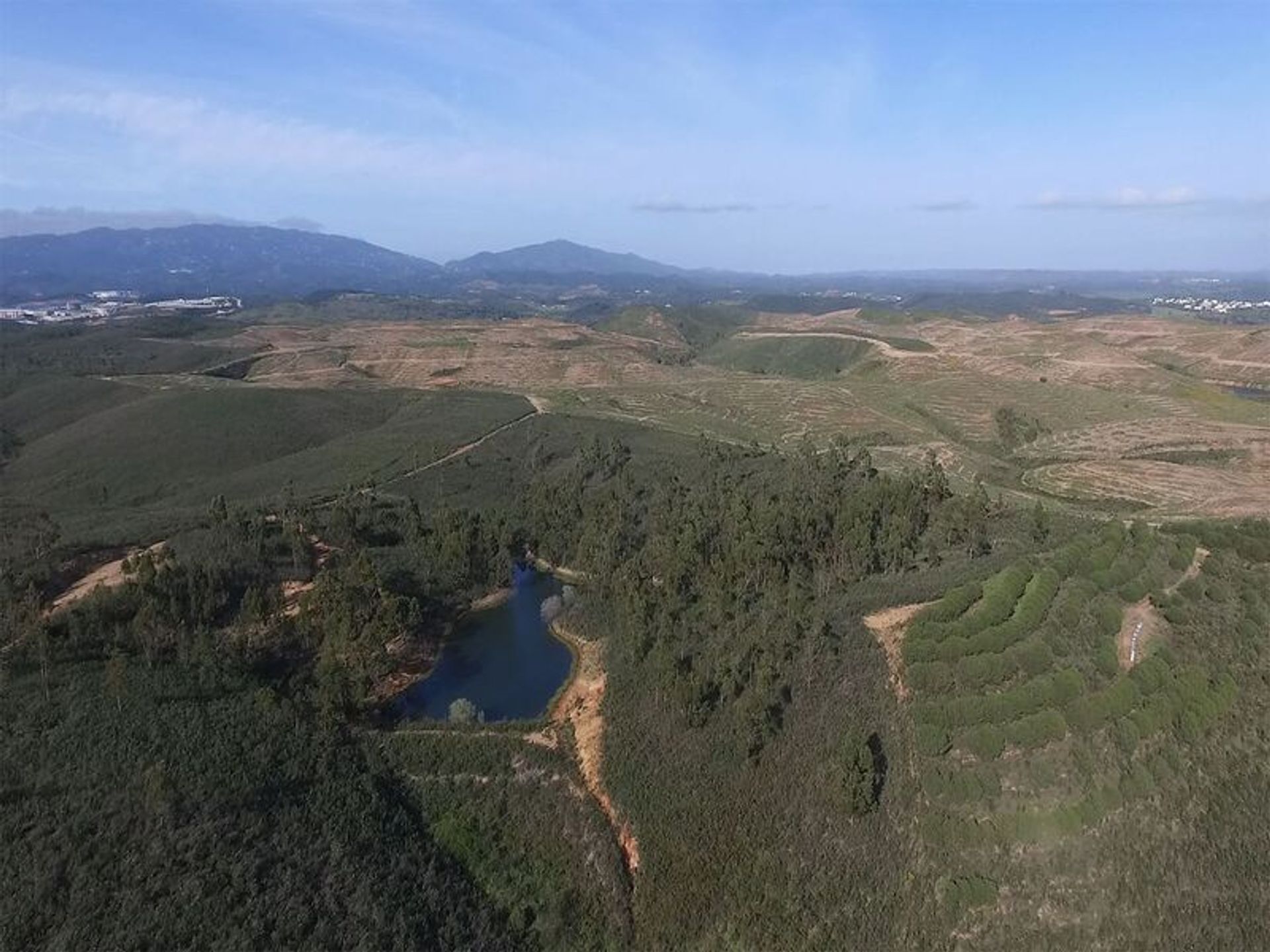 Tierra en Portimão, Faro District 10931193