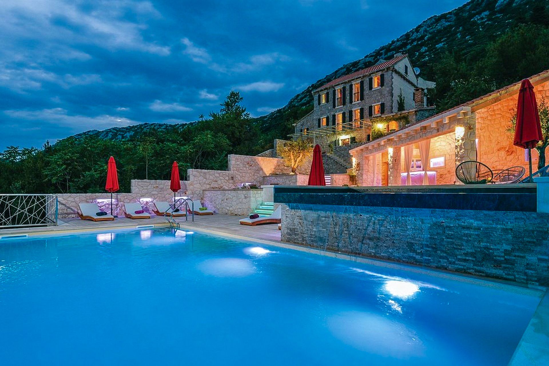 Haus im , Dubrovnik-Neretva County 10931234