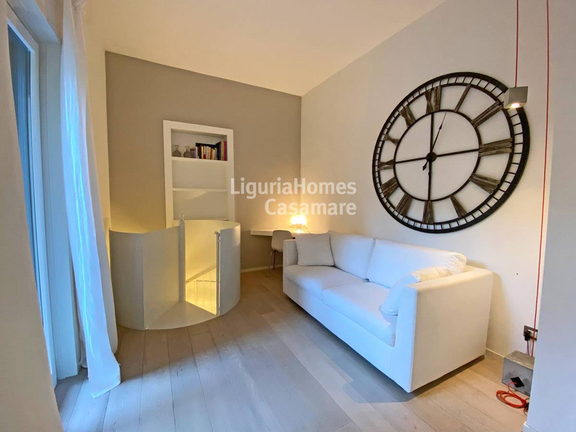 Condominio en Bordighera, Liguria 10931243