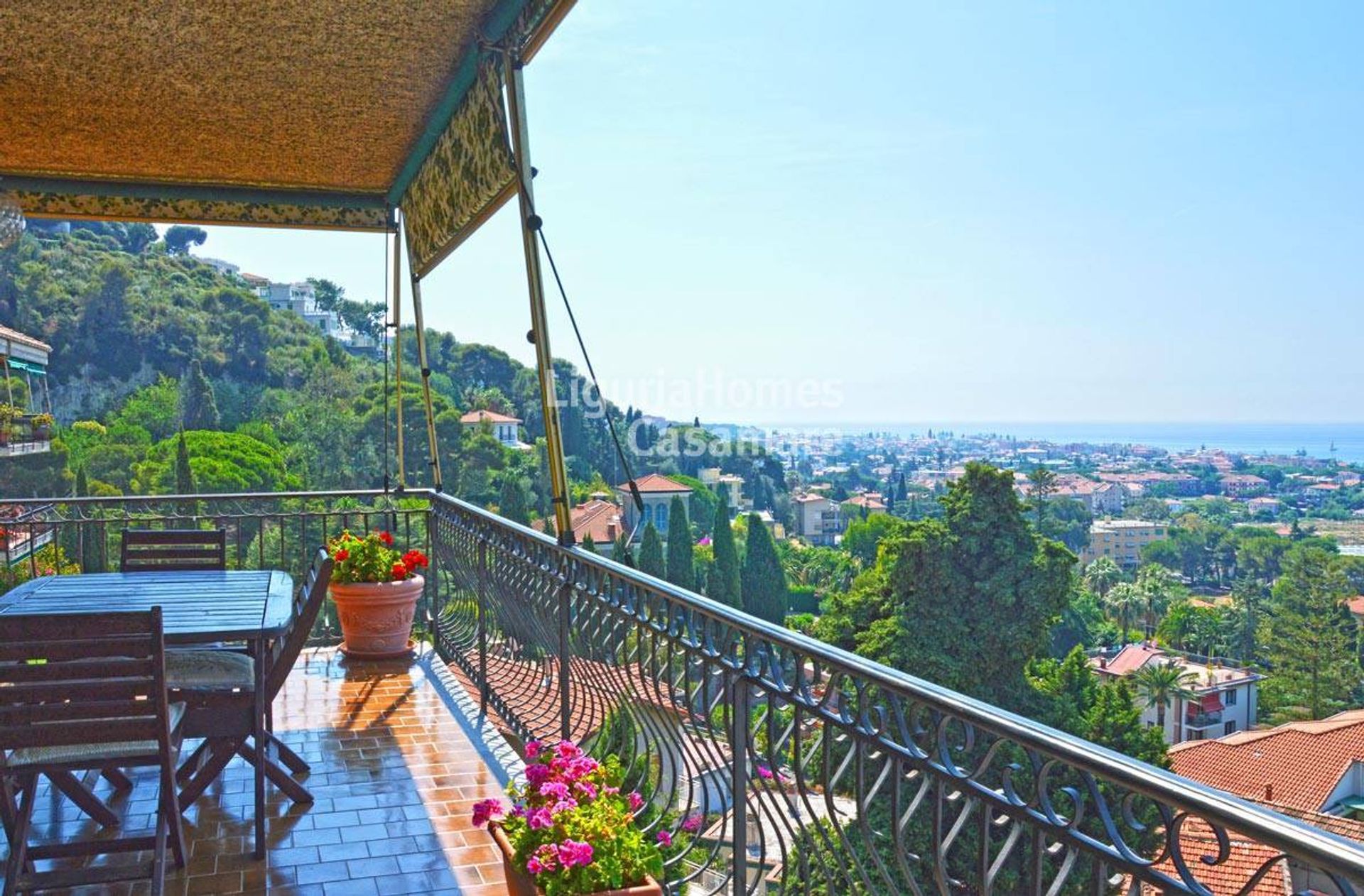 Condominio en Bordighera, Liguria 10931274