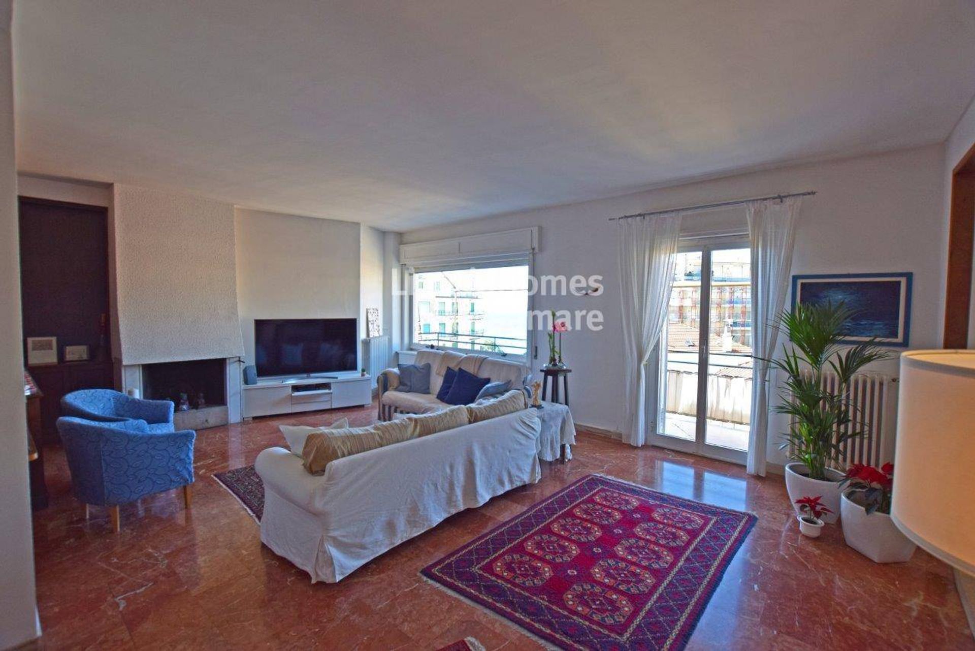 Condominio en Ospedaletti, Liguria 10931317