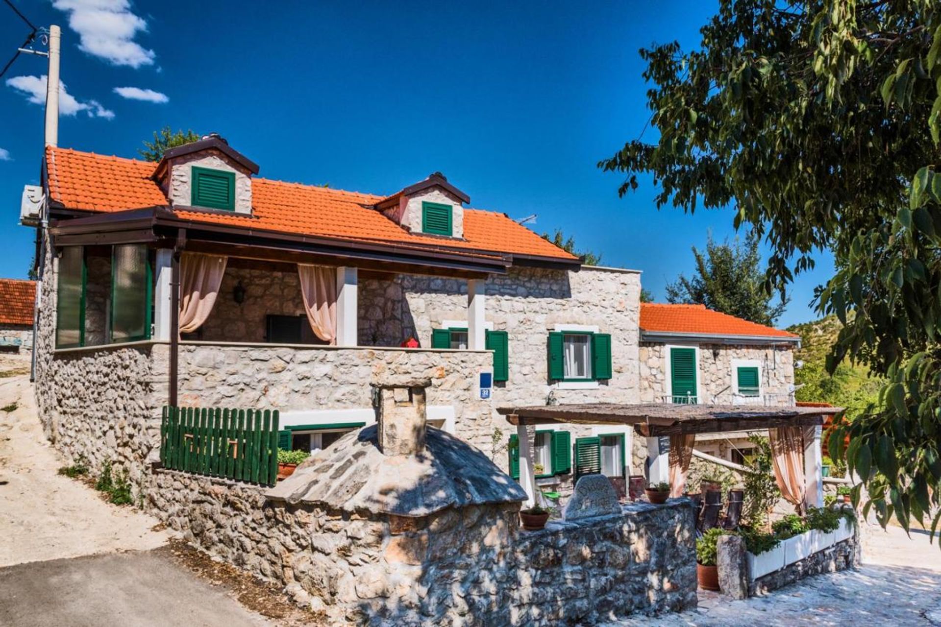 σπίτι σε Makarska, Split-Dalmatia County 10931402