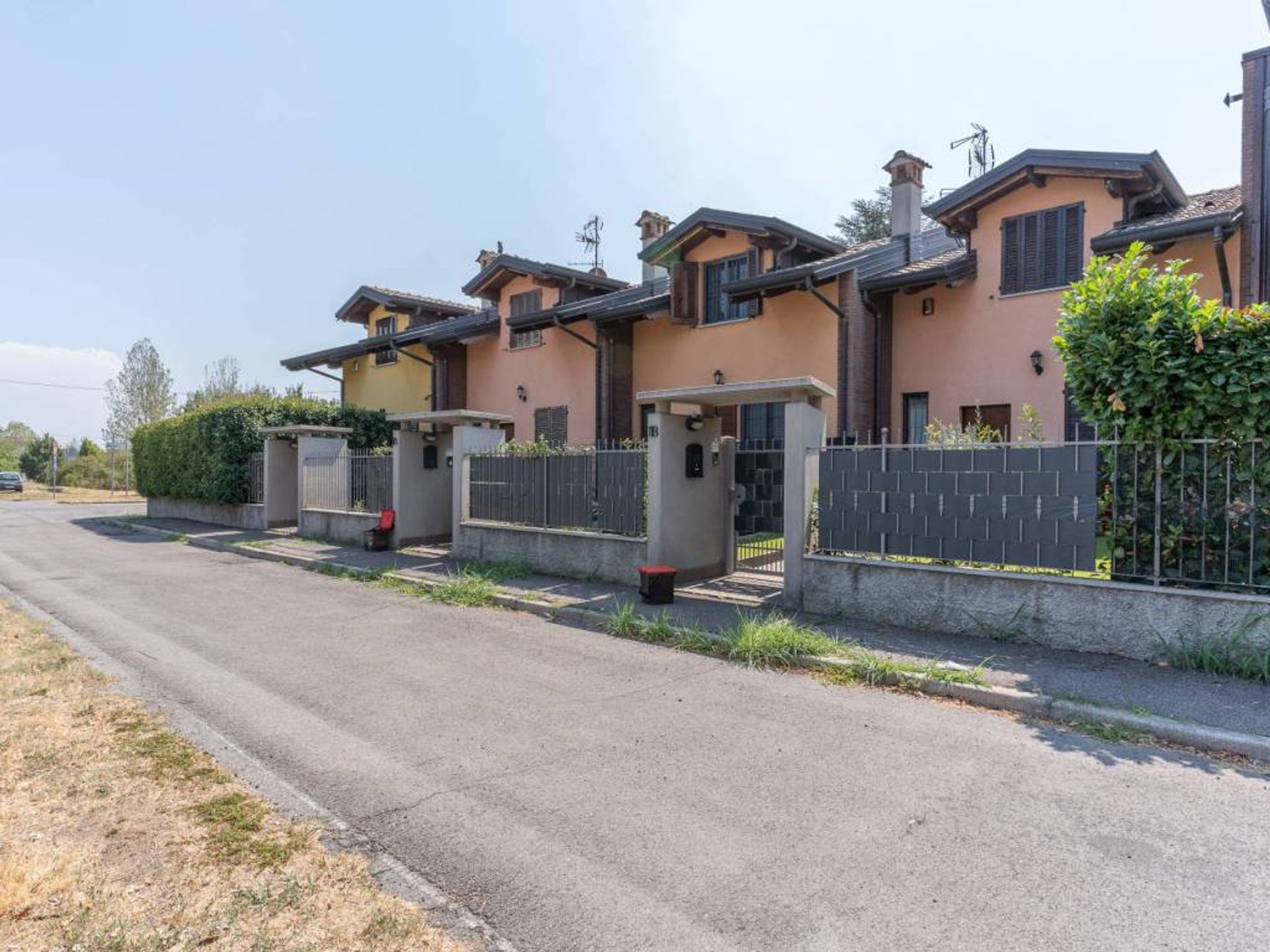 Rumah di Vanzago, Lombardia 10931468