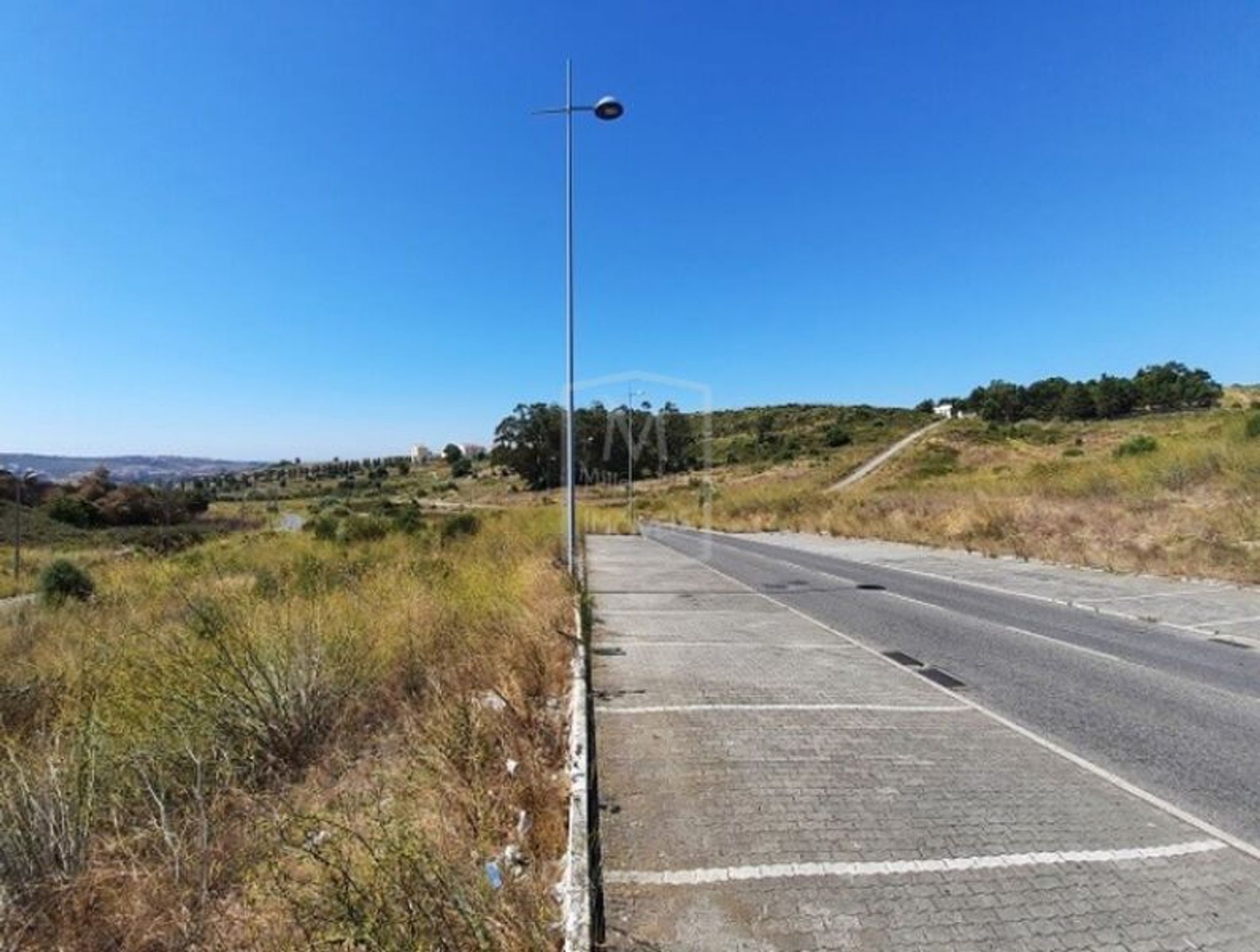 Tanah di Amadora, Lisbon 10931526