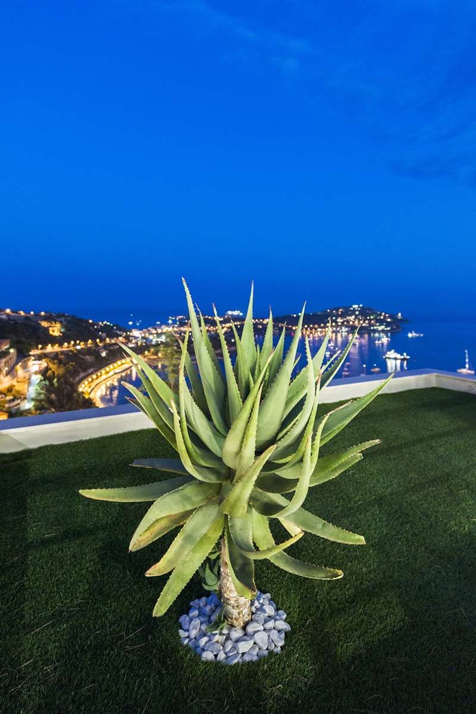 rumah dalam Saint-Jean-Cap-Ferrat, Provence-Alpes-Côte d'Azur 10931541