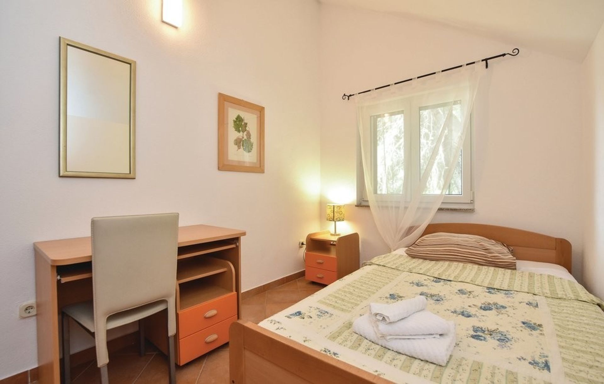 Hus i Jelsa, Split-Dalmatia County 10931563