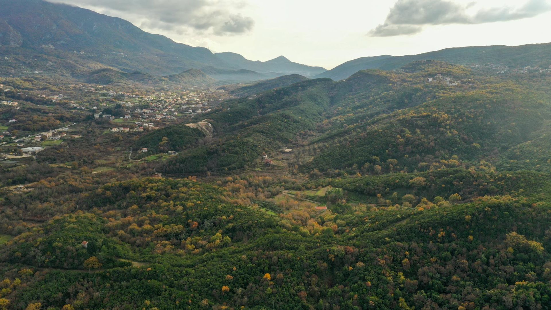 土地 在 Pobrdje, Kotor Municipality 10931663