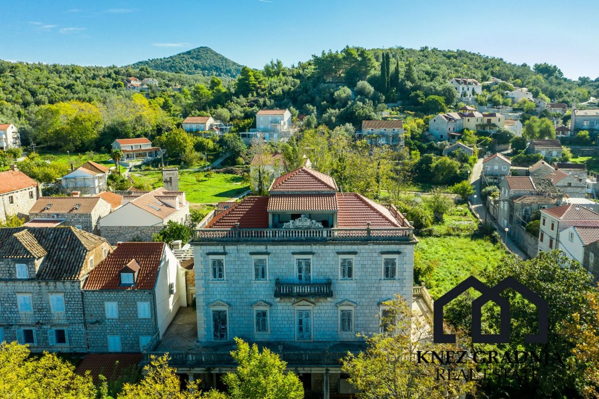 rumah dalam Mjekov Tor, Dubrovacko-Neretvanska Zupanija 10931677